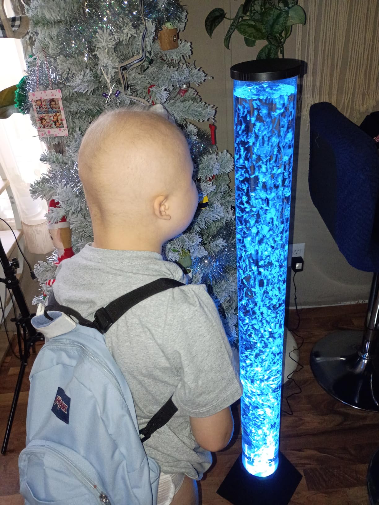 CALOVER 4FT Sensory Water Bubble Tube Floor Lamp with Bracket- Fake Aquarium Tank Night Light for Home, Office, Sensory Room and Christmas Holiday, Birthday Gift for Kids, Autism, Men & Women customer photo 1