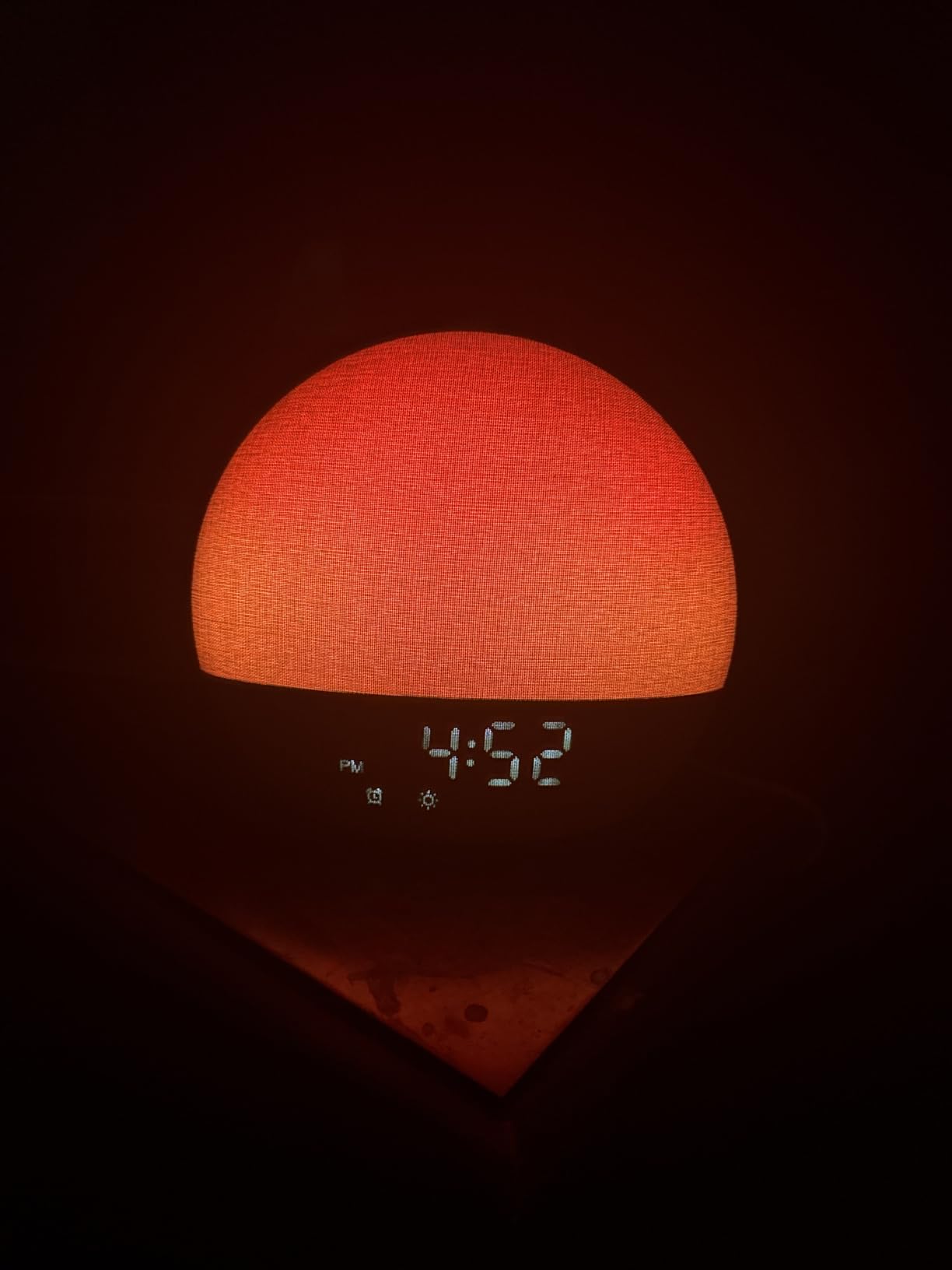 Geuuap Sunrise Alarm Clock White Noise Machine with Bluetooth Speaker,Khaki | 30 Soothing Sounds, 17 Dimmable lights, Simulated Sunrise, Backup Battery Memory, Auto-off Sleep Timer, Screen-Free Design customer photo 1