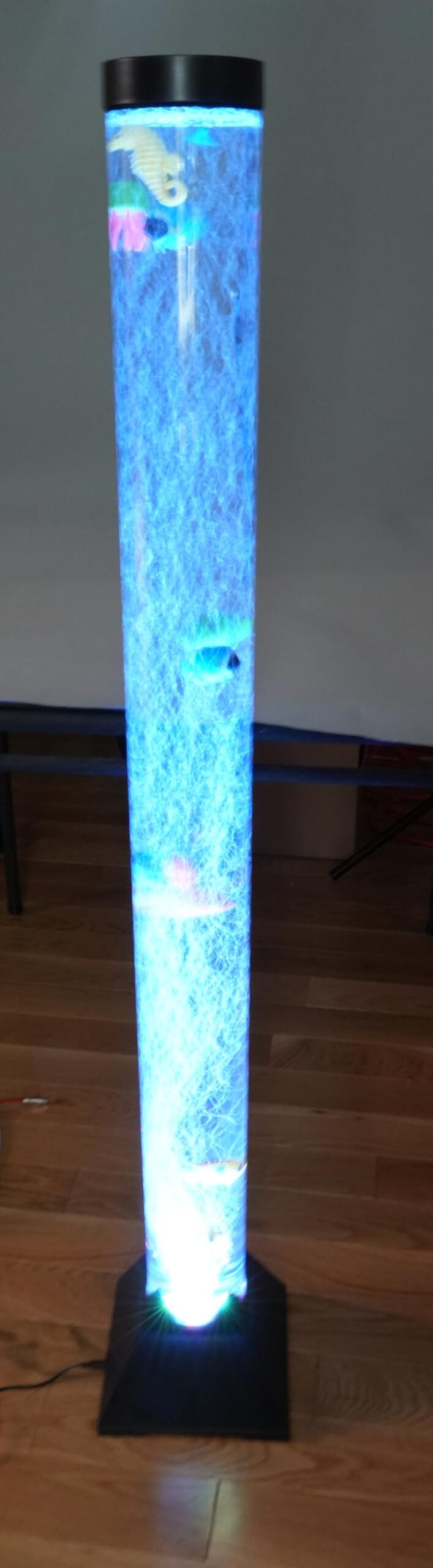 Large 4ft Sensory LED Water Bubble Tube Lamp (Aquarium Sensory Fish Tube Floor Light) with 16 Color Changing Night Light Effects - Autism & ADHD Friendly, Ideal Gift for Kids & Adults customer photo 2