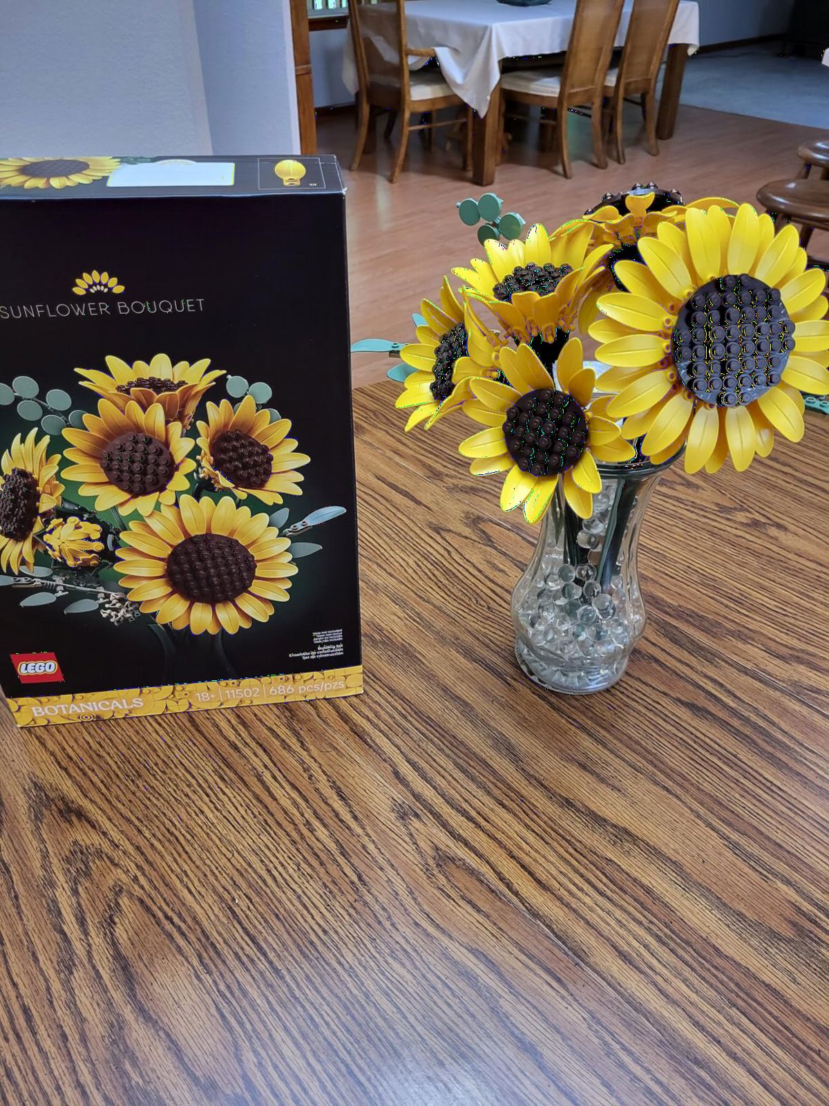 Botanicals Sunflower Bouquet Building Set for Adults, Ages 18+ - Gift for Birthdays - Artificial Flowers for Home Office, Bedroom or Desk Decor - 11502 customer photo 1