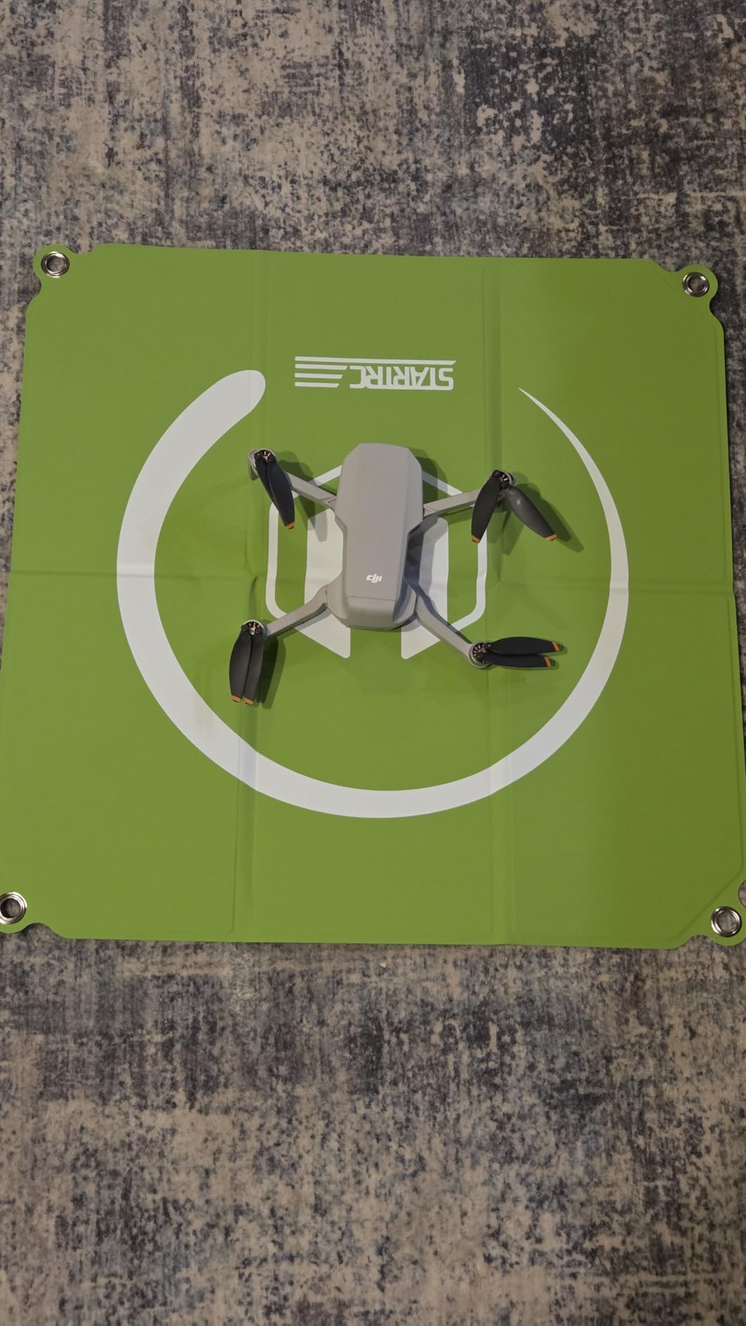 Drone Landing Pad Weighted Foldable for DJI Mini/Neo/FPV Drone, 22in/55cm | Double-Sided Waterproof Launch Pad, Helipad for DJI Mini 4K/Mini 3/4/5 Pro/Lito X1/Flip/Air 3S,for Skyrover S1, Blue-Green customer photo 2