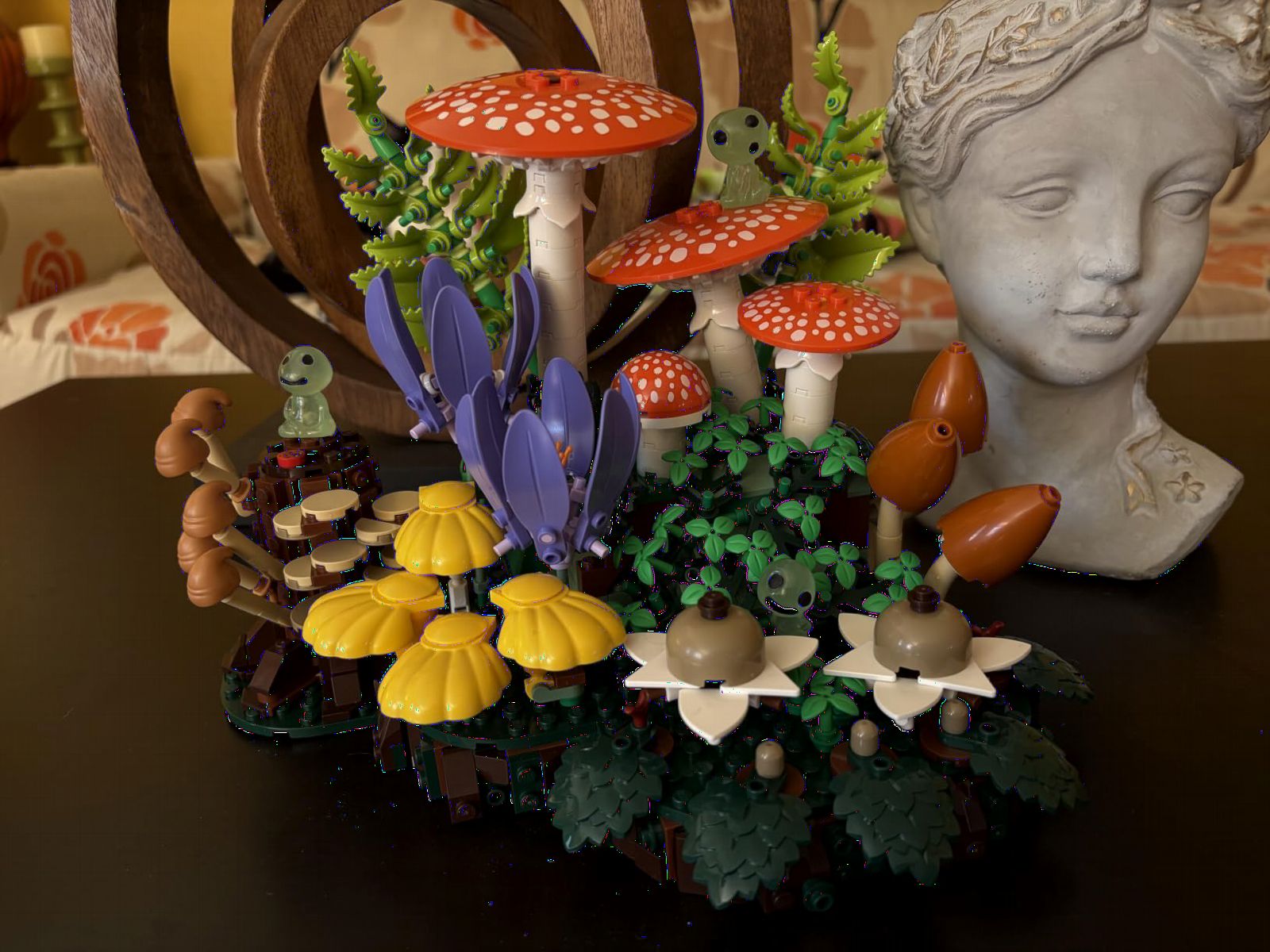 LEGO Botanicals Woodland Mushrooms - Building Set for Adults, Ages 18+ - Mushroom Decor for Home Office or Desk - Gifts for Women & Men - Craft Activity - 11505 customer photo 2