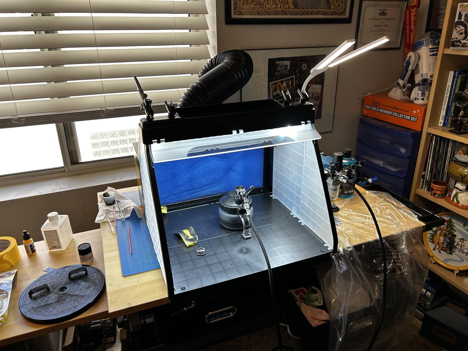 Master Airbrush Portable Airbrush Spray Booth with Exhaust Fan, LED Light | Turntable & Extension Hose - Hobby Airbrush Booth for Painting Projects, Models, RC, Arts, Crafts, Cake, 16.5
