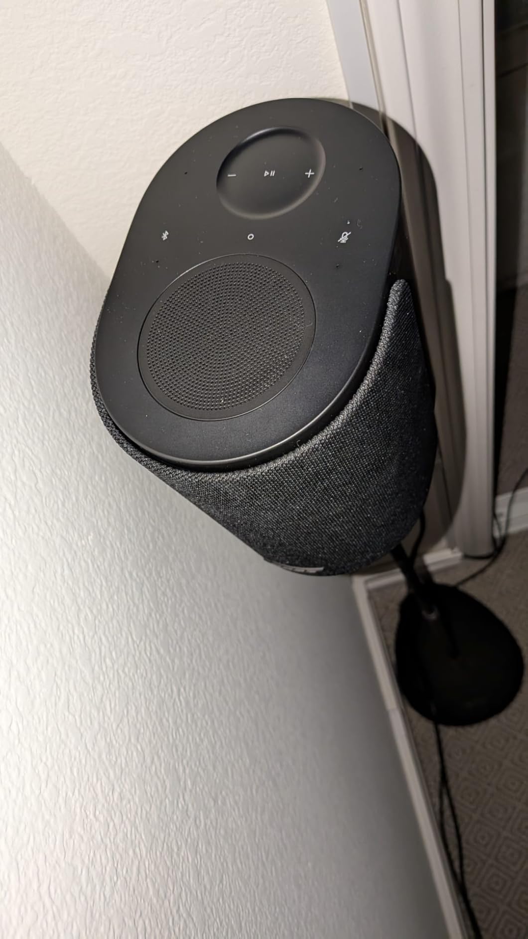 Bose New Lifestyle Ultra Speaker, Wireless Home Speaker, TrueSpatial Audio, CleanBass, AirPlay & Google Cast, White Smoke customer photo 1