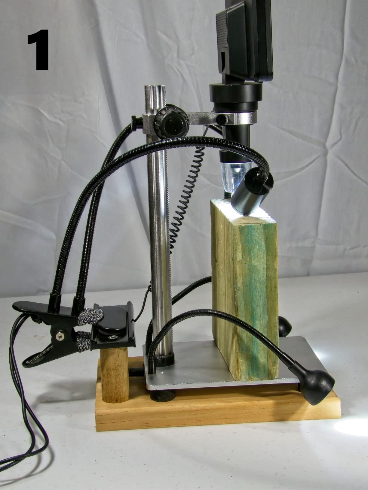 TOMLOV DM301K Microscope for Kids, 640X Educational Science Kit, STEM Toy | 12 Prepared Slides, Easy Focus, Beginner-Friendly, Dual LED Lights, Rechargeable Battery, Phone Adapter, Ages 6-12 customer photo 1
