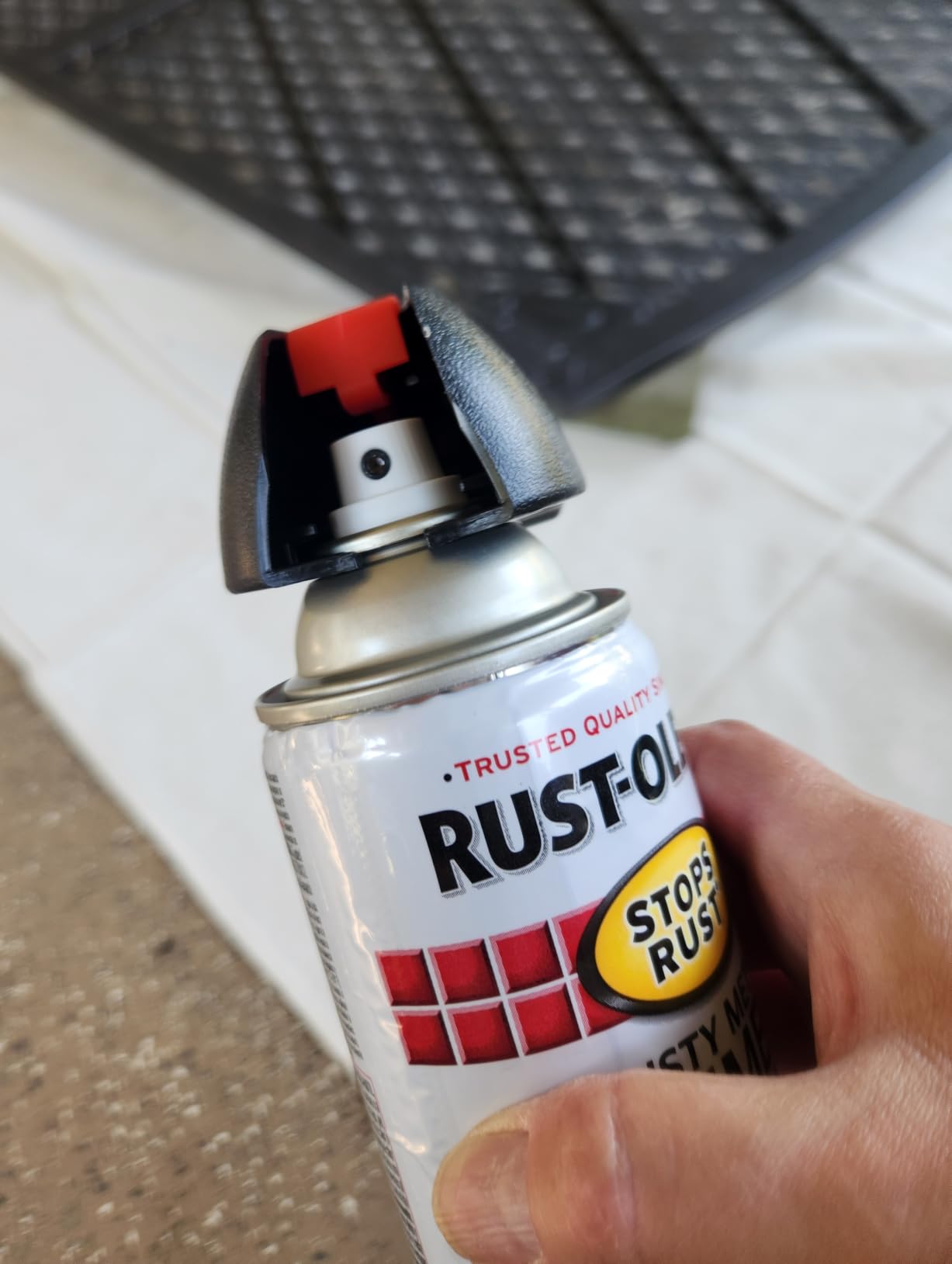Spray Paint Can Trigger Handle, 1 Pack with Hook for Controlled Spraying | Instant Trigger Handle Fits Most Standard Aerosol Cans, Textured Grip, Less Finger Fatigue, DIY, Furniture & Auto Touch-Ups customer photo 2