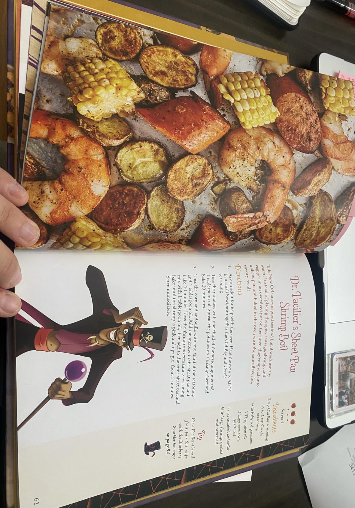 The Official Disney Parks Cookbook: 101 Magical Recipes from the Delicious Disney Vault customer photo 1