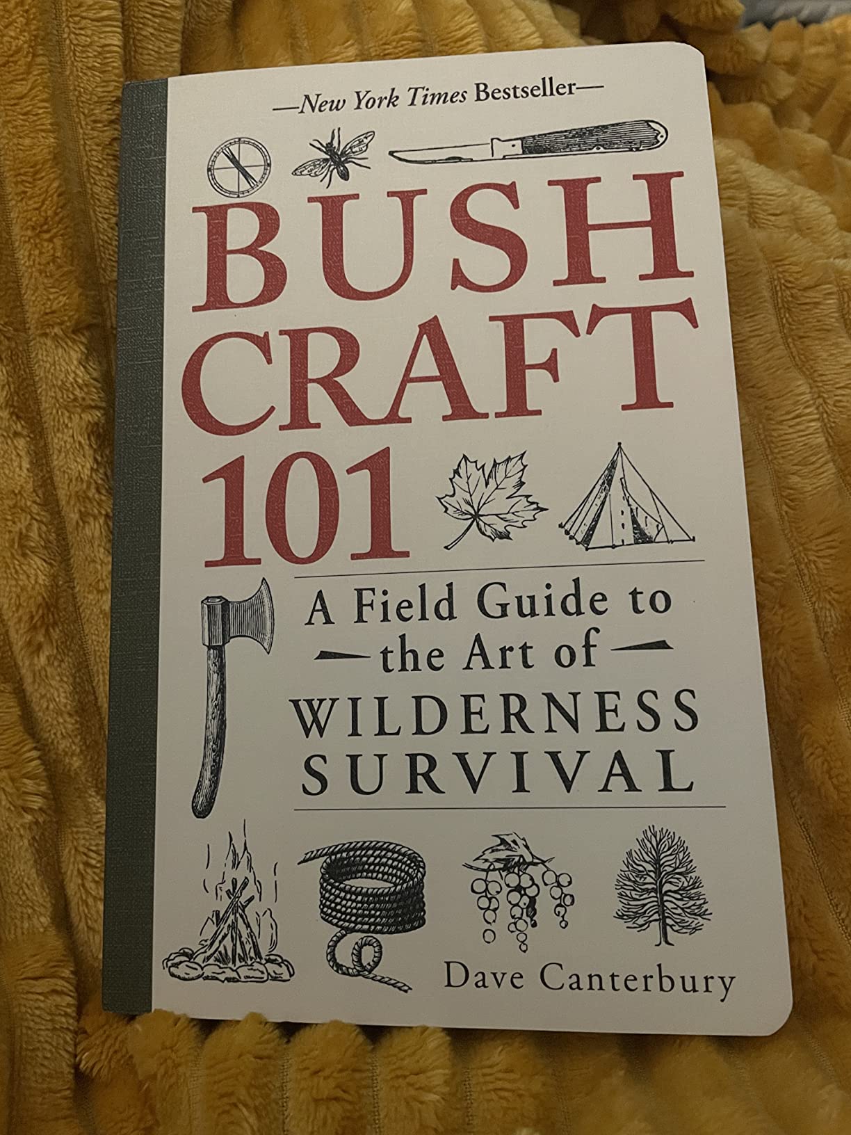 Bushcraft 101: A Field Guide to the Art of Wilderness Survival (Bushcraft Survival Skills Series) customer photo 2