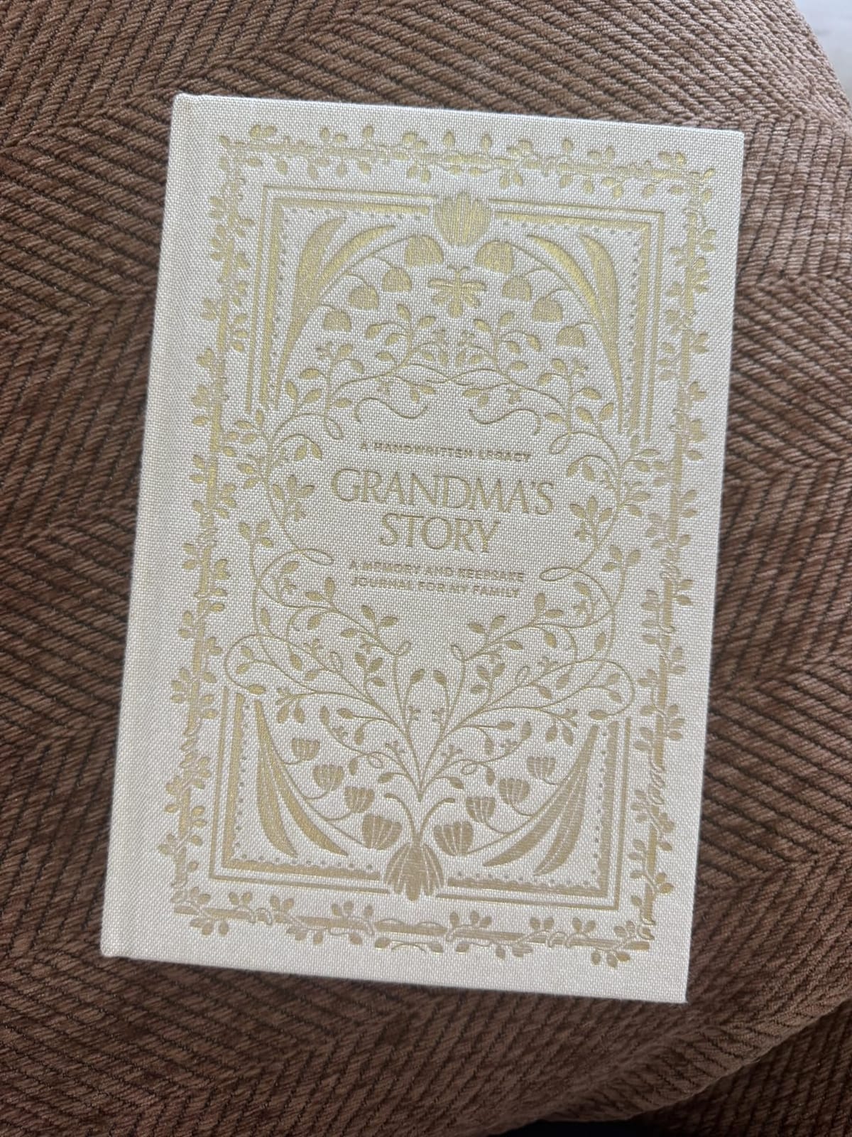 Grandma's Story: A Memory and Keepsake Journal for My Family (Heirloom Story Books and Guided Journals) customer photo 1