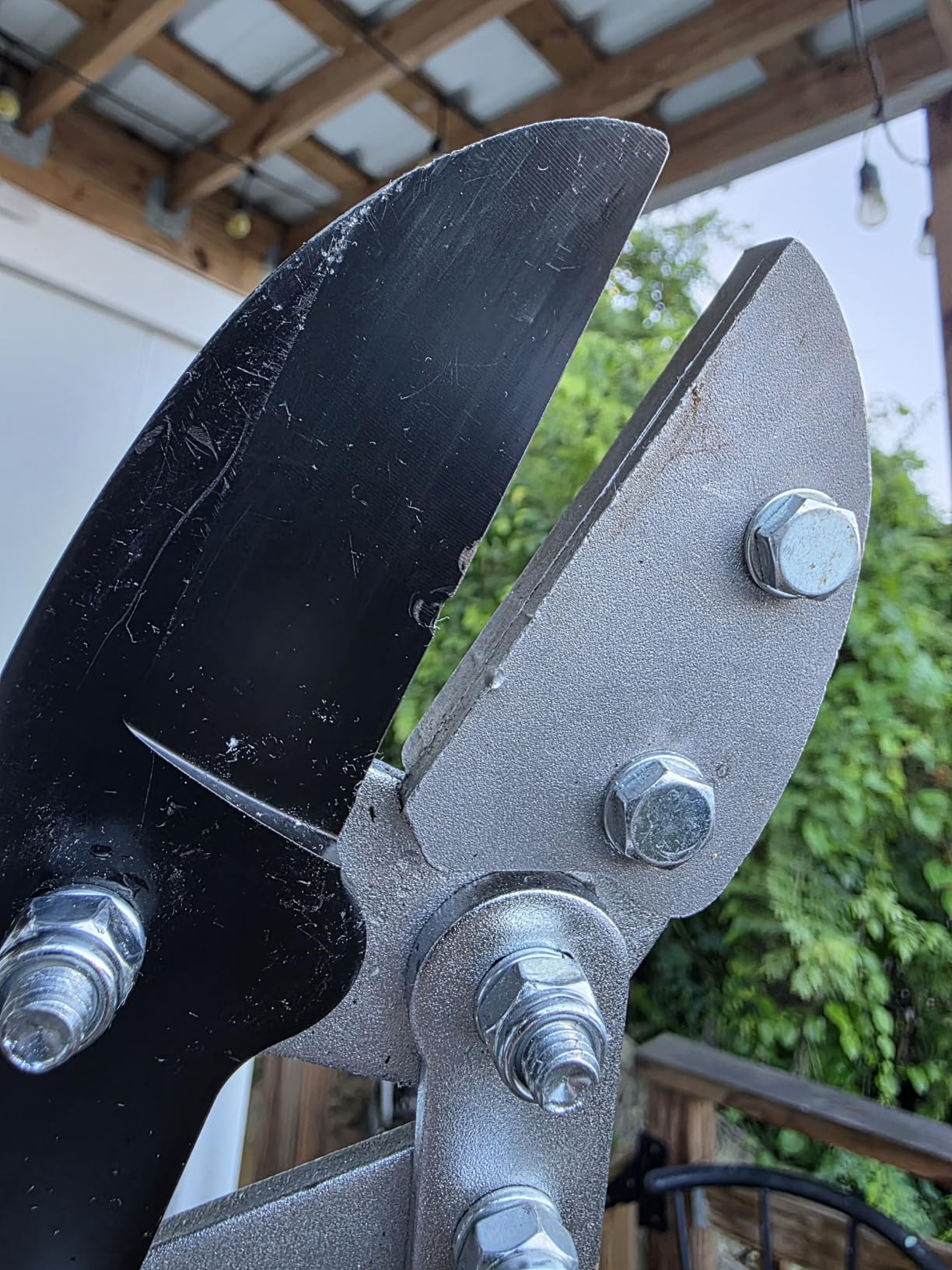 Corona Tools Compound Action Anvil Lopper – 32-Inch Heavy-Duty Branch Cutter for Tree Trimming & Pruning, Garden Loppers for Thick Branches customer photo 2