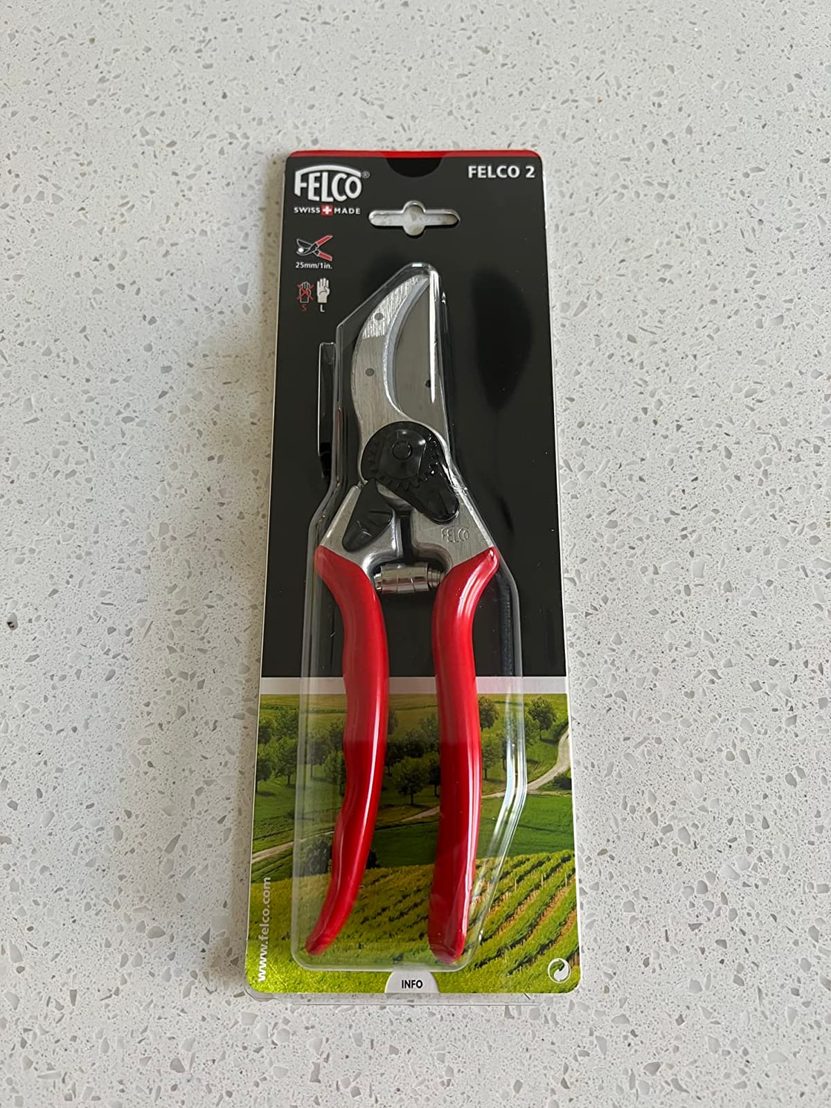 Felco F2 Pruning Shears – 9.25