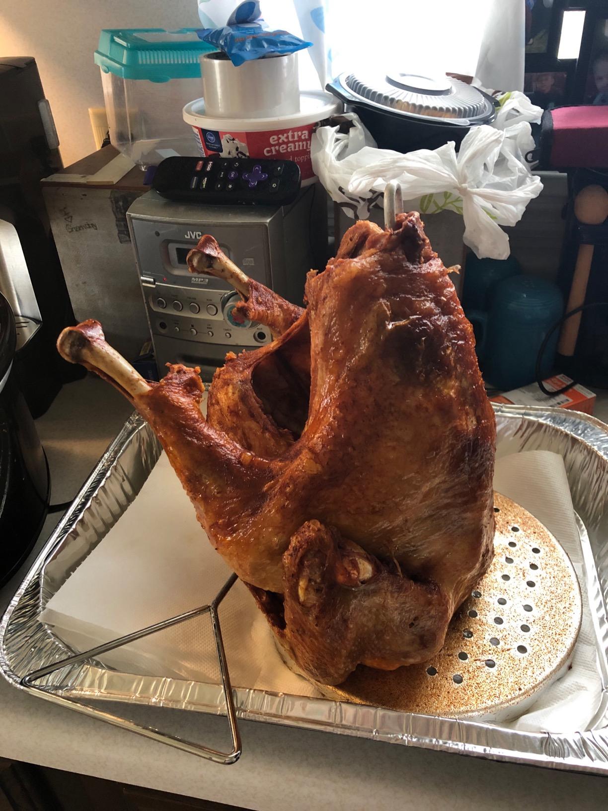 Bayou Classic Turkey Fryer Set - Poultry Rack, Hook, Thermometer, Injector - 30 Qt - Aluminum customer photo 2
