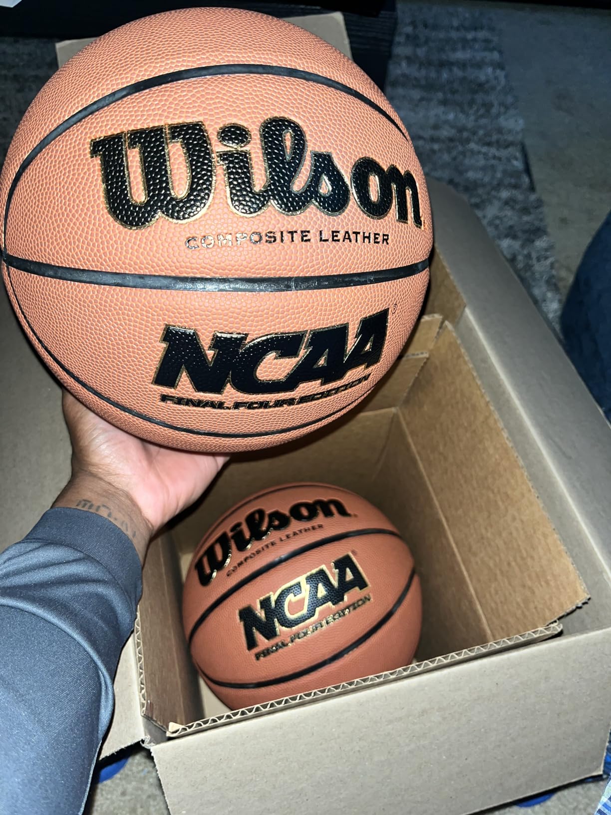 WILSON NCAA Final Four Edition Indoor/Outdoor Basketball Size 6 + Size 7 customer photo 1