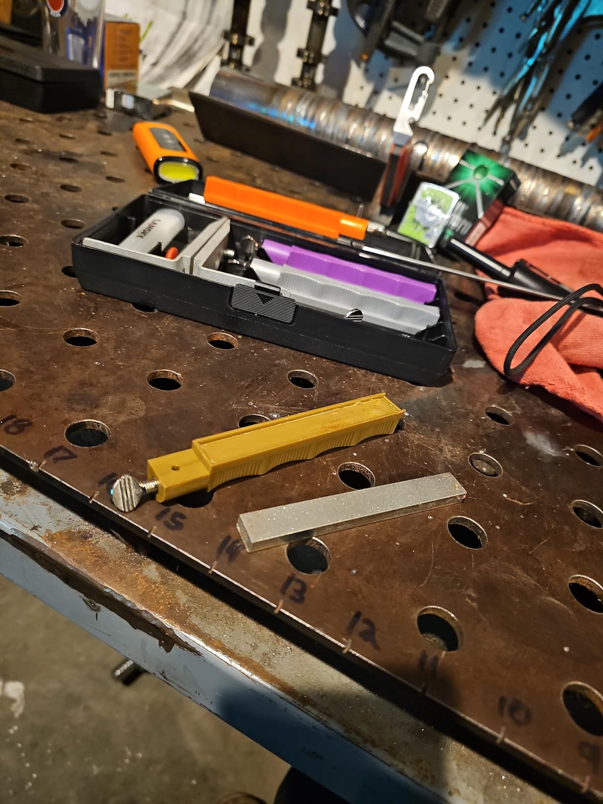Lansky 4-Stone Deluxe Diamond System | Precision Knife Sharpening Kit | Precision controlled-angle system customer photo 1
