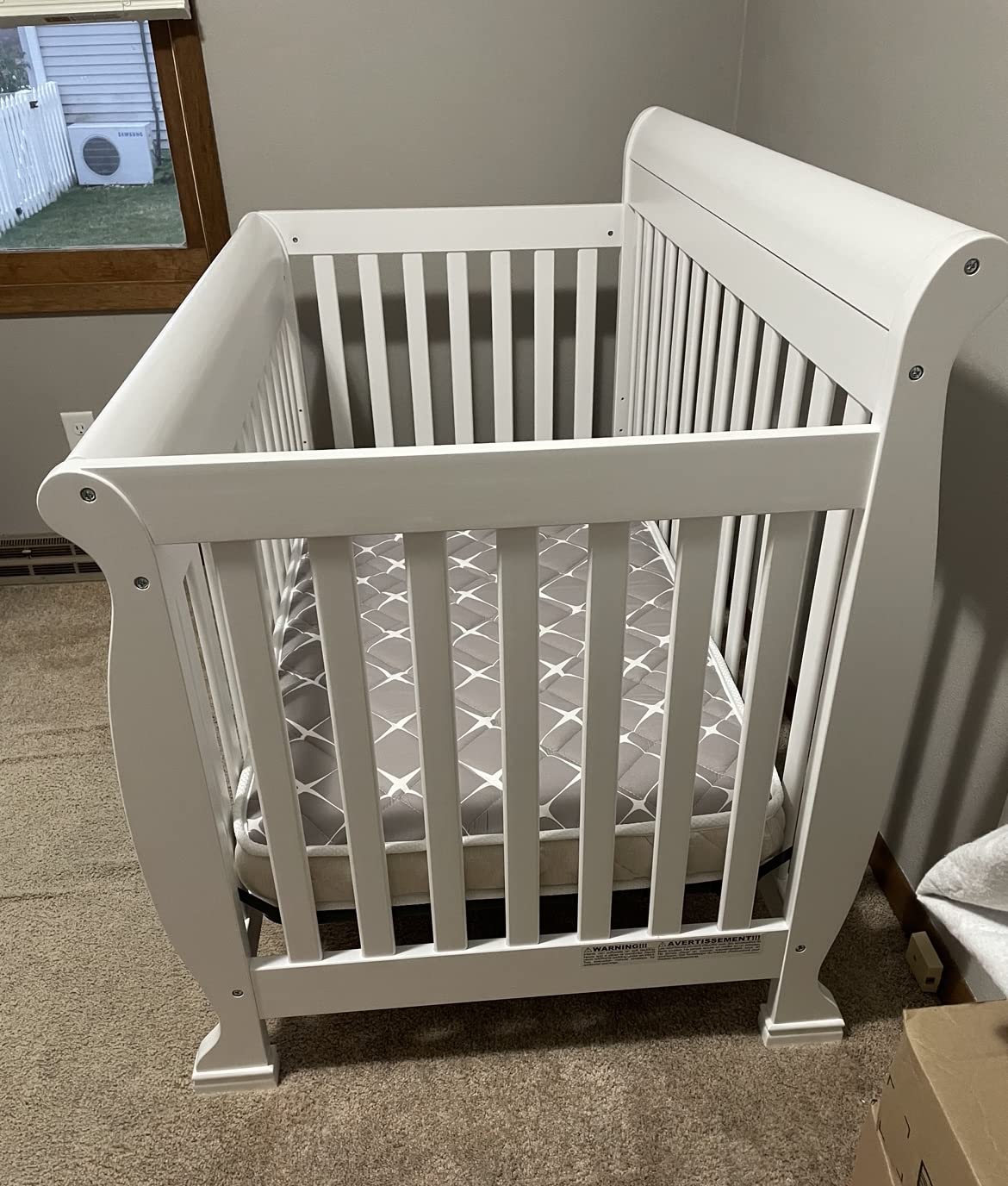 DaVinci Kalani 4-in-1 Convertible Crib in White, Greenguard Gold Certified customer photo 2