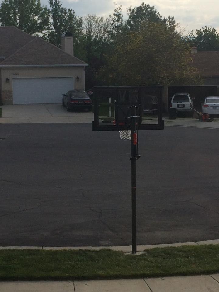 Lifetime Adjustable Basketball Hoop (54-Inch Polycarbonate) customer photo 1