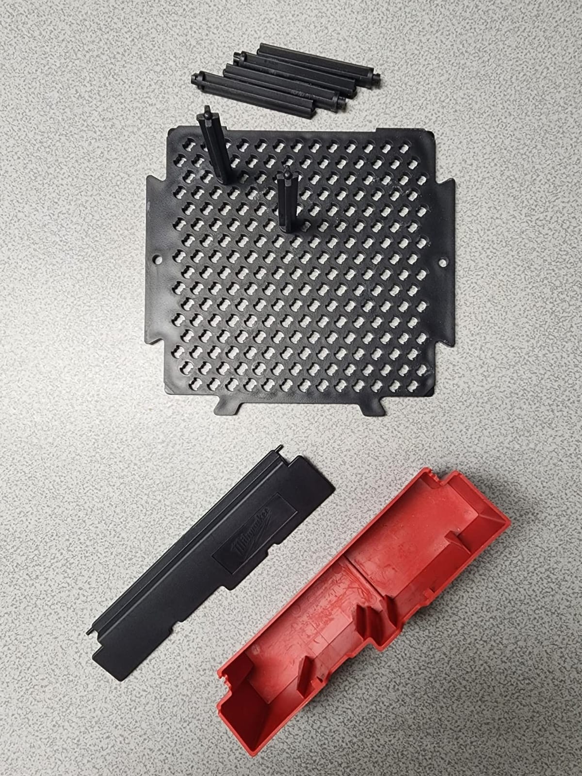 Milwaukee 49-22-4185 All Purpose Professional Ice Hardened Hole Saw Kit 28 Piece customer photo 1