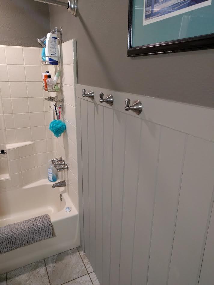 Moen DN6803BN Sage Single Robe Hook, Brushed Nickel customer photo 1