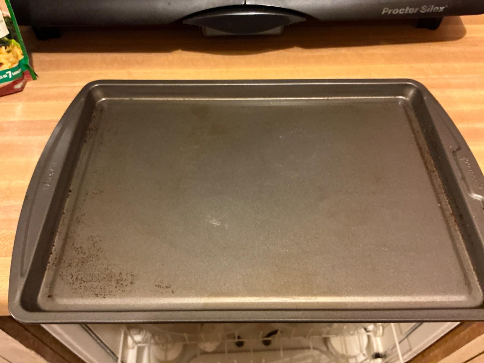GoodCook Everyday Baking Sheet with Carbon Steel Construction & Scratch-Resistant Metal-Utensil Safe Nonstick , 9 x 13-Inch customer photo 2