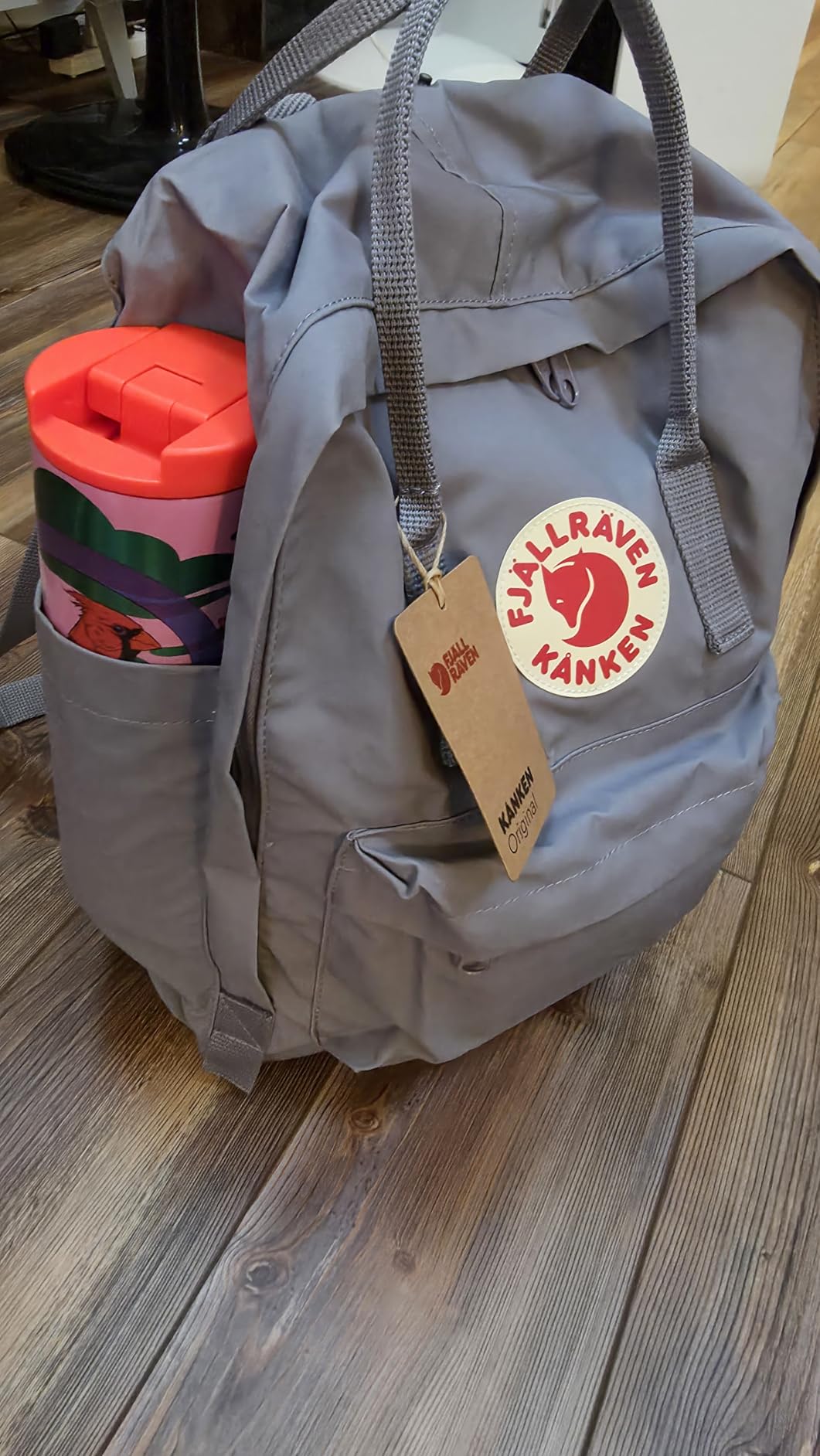 Fjällräven Kanken Backpack - Durable Vinylon Fabric, Water-Resistant, Classic Design - School, Travel customer photo 1