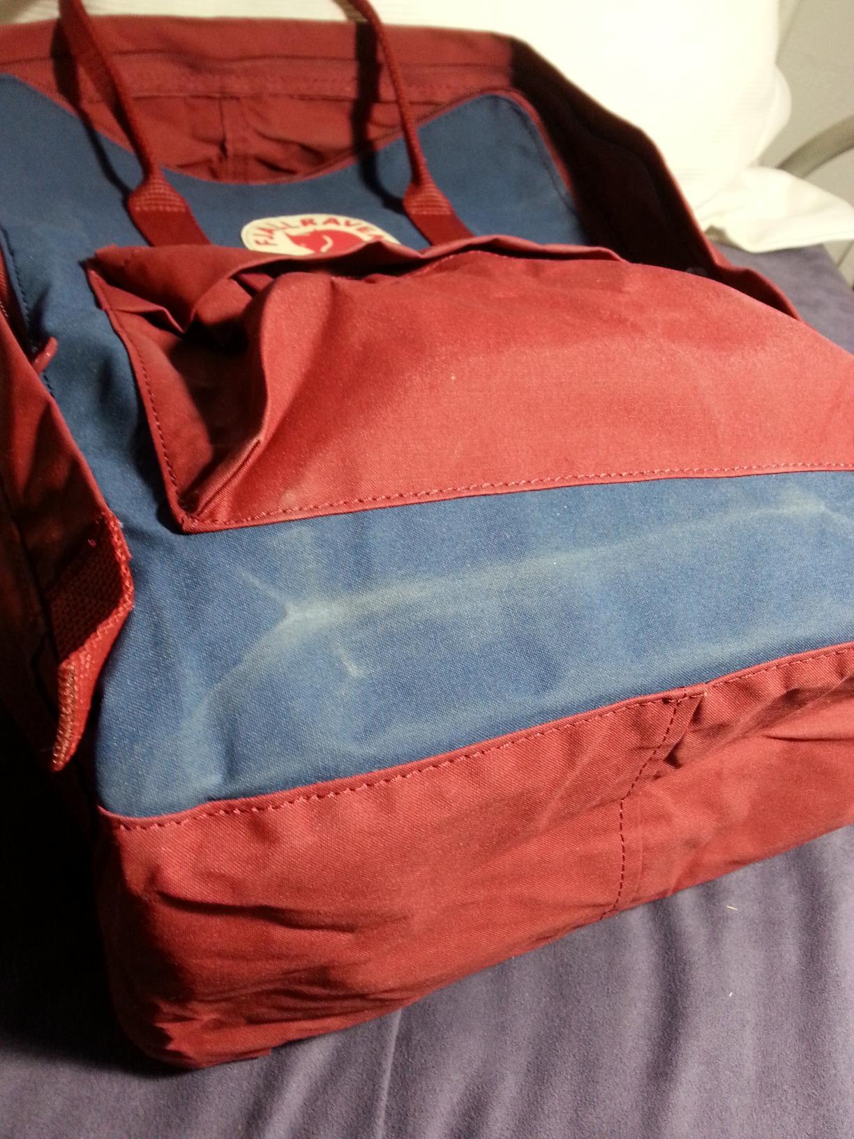Fjällräven Kanken Backpack - Durable Vinylon Fabric, Water-Resistant, Classic Design - School, Travel customer photo 2