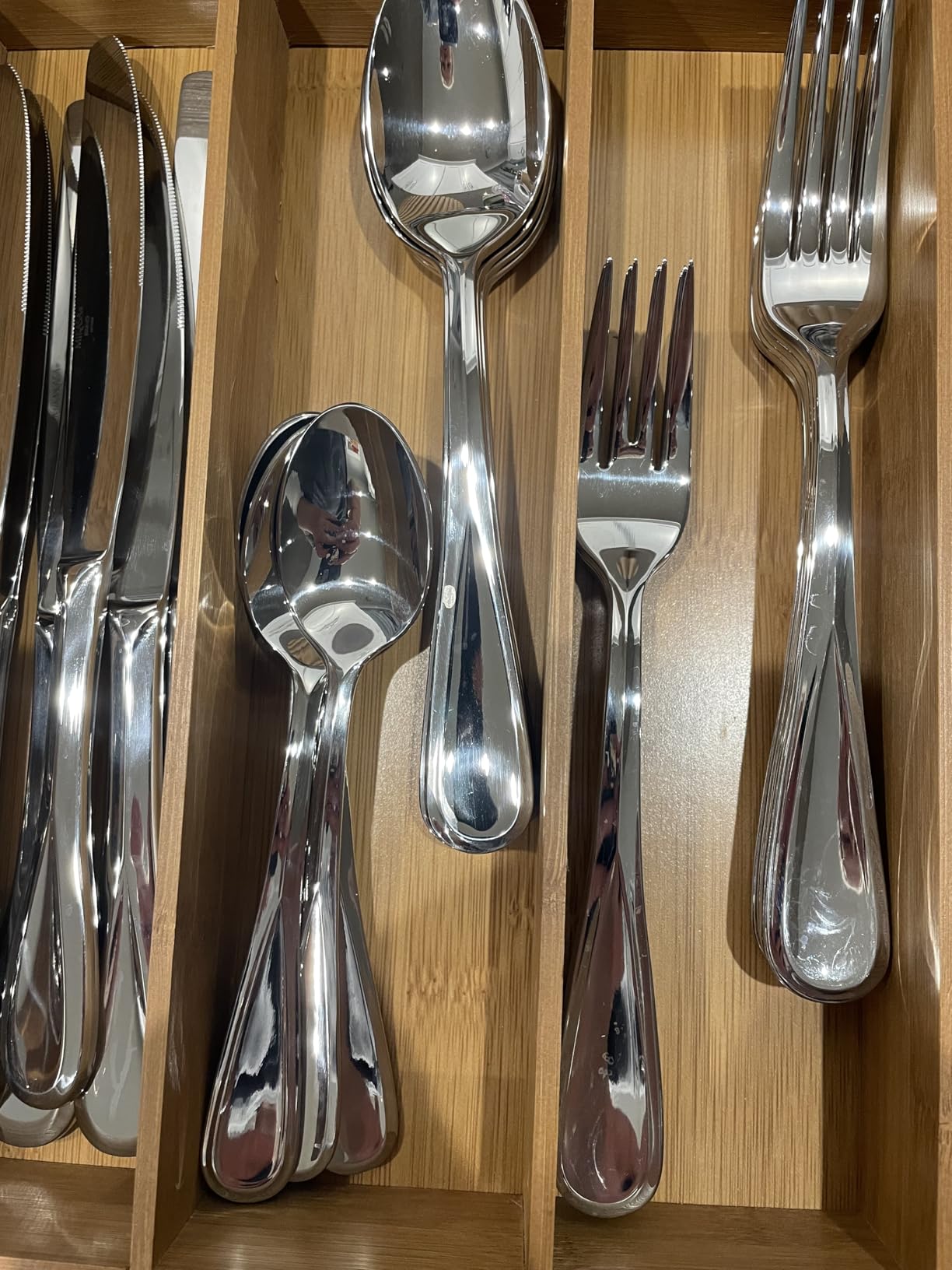 Mikasa Bravo 65-Piece Flatware Set, Service for 12, 18/10 Stainless Steel Silverware with Mirror Finish, Includes 5 Serving Utensils, Dishwasher Safe customer photo 2