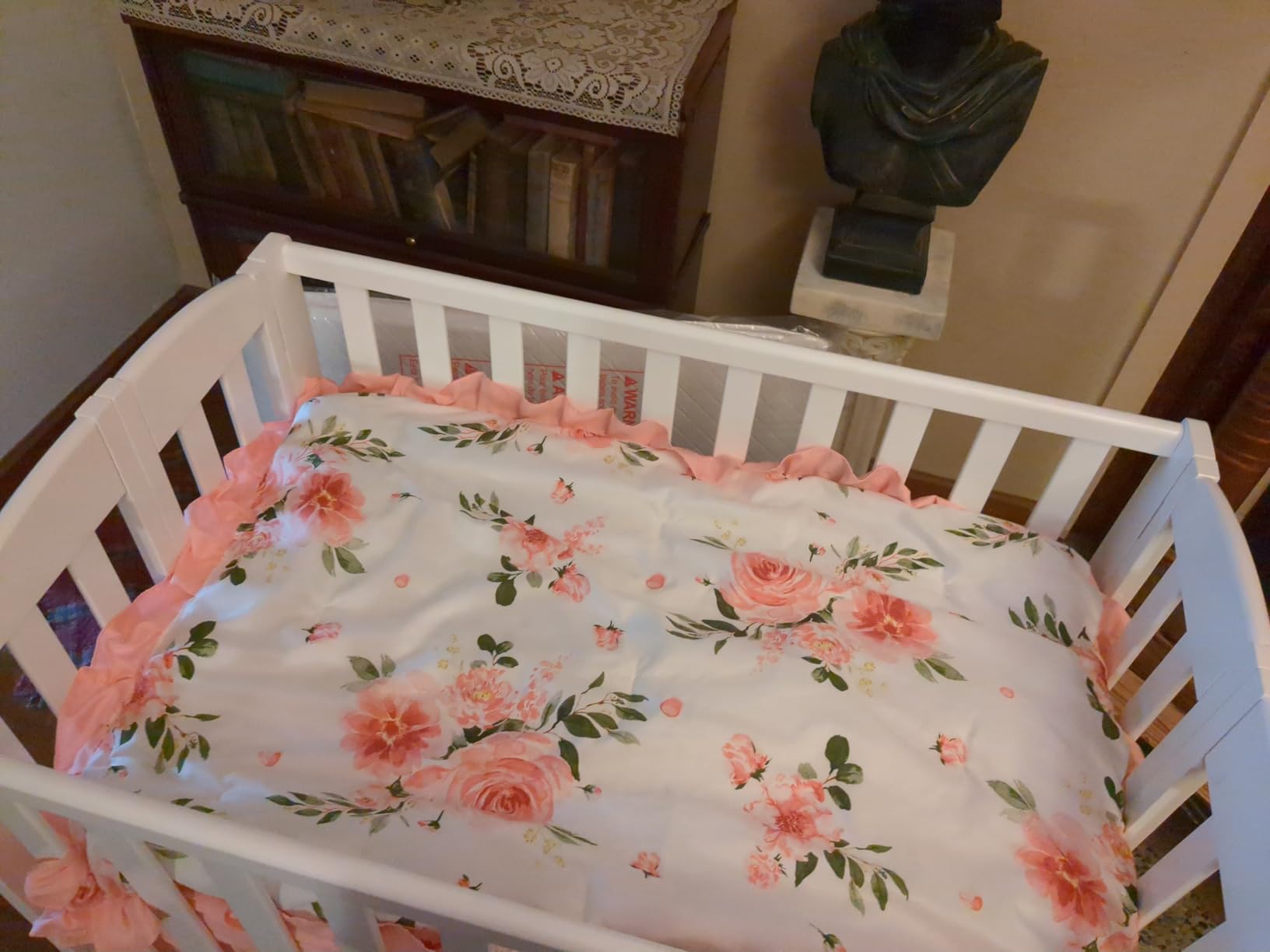 Dream On Me Mini Folding 3-in-1 Portable Baby Crib, Sturdy Locking Wheels customer photo 1