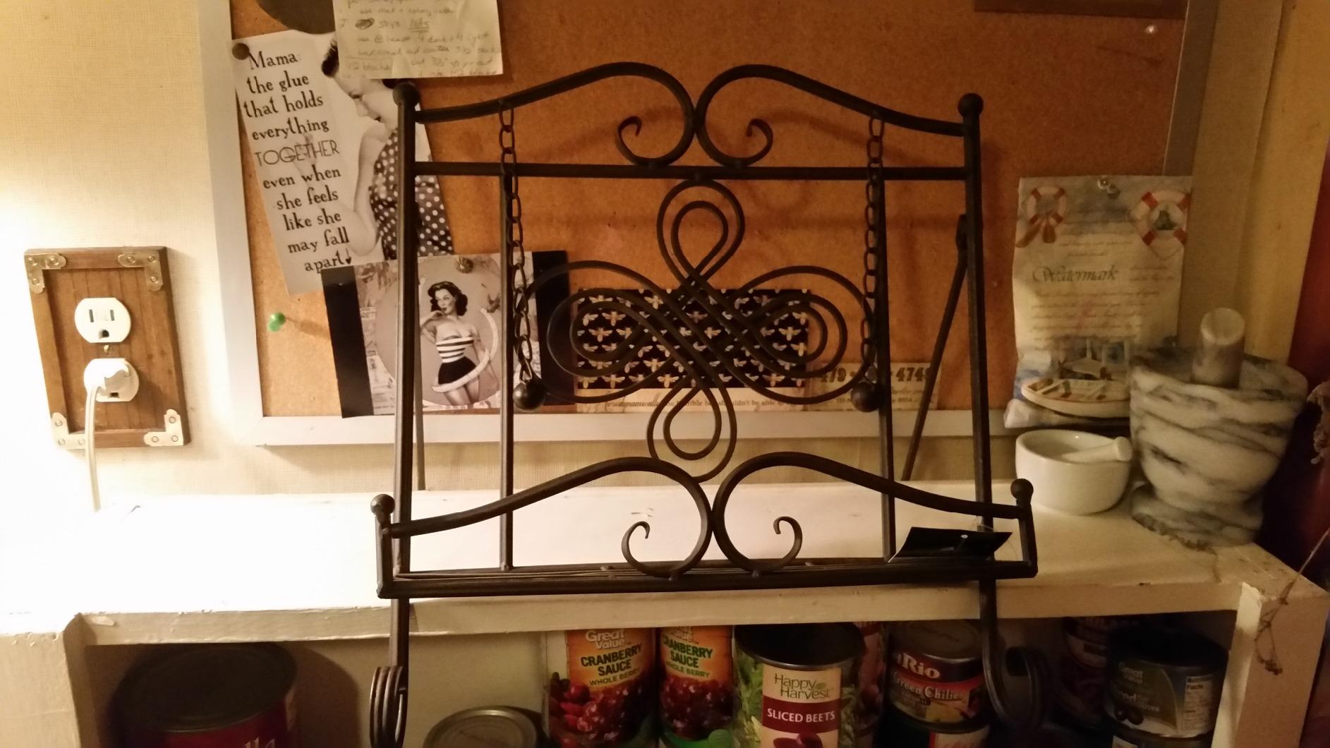 Tripar Swirl Design Metal Cookbook Stand for Cookbooks, Tablets, Recipes, Portable, Adjustable, Free Standing customer photo 1
