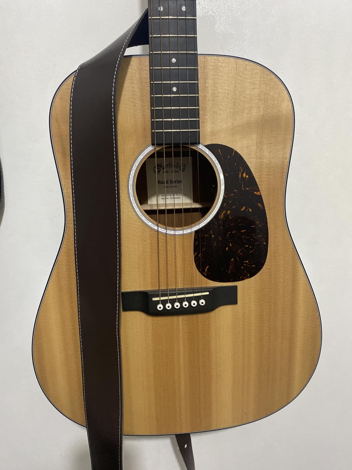 D'Addario Accessories Leather Guitar Strap customer photo 2