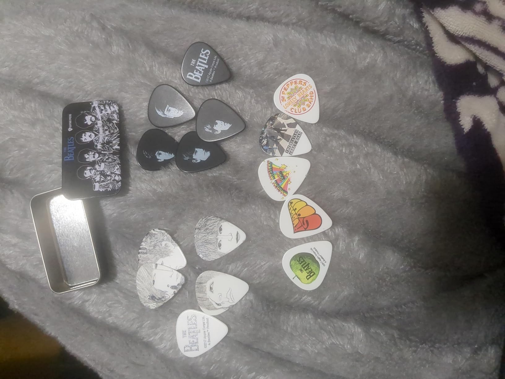 D'Addario Beatles Guitar Picks Logo, Tin customer photo 1