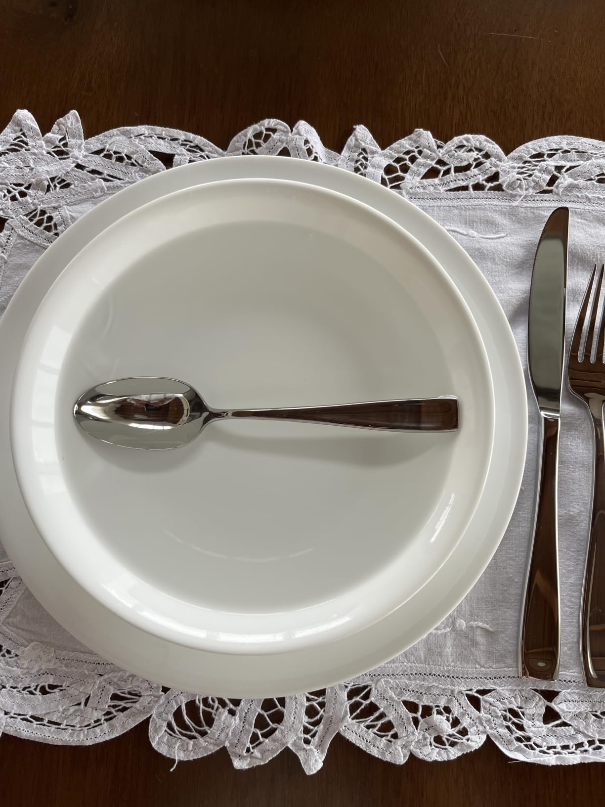 Oneida Moda 65-Piece 18/10 Silverware Set for 12, Flatware | mirror finish, dishwasher safe | includes serving spoons and utensil set | heavy duty, cutlery set for kitchen and dining customer photo 1