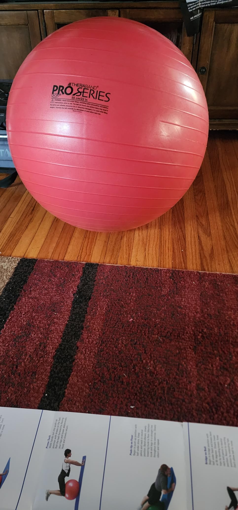 THERABAND Exercise and Stability Ball for Improved Posture, Balance, Core Fitness, Coordination and Rehab customer photo 1