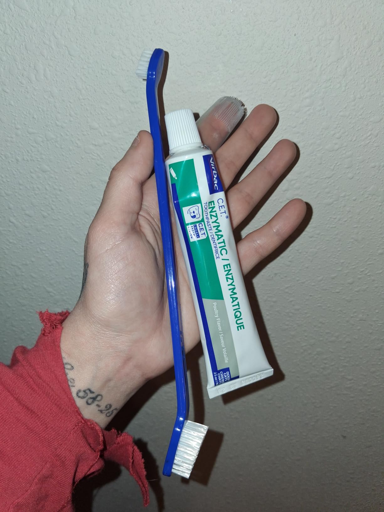 C.E.T. Oral Hygiene Kit for Dogs, Poultry flavor Toothpaste with Toothbrush customer photo 1