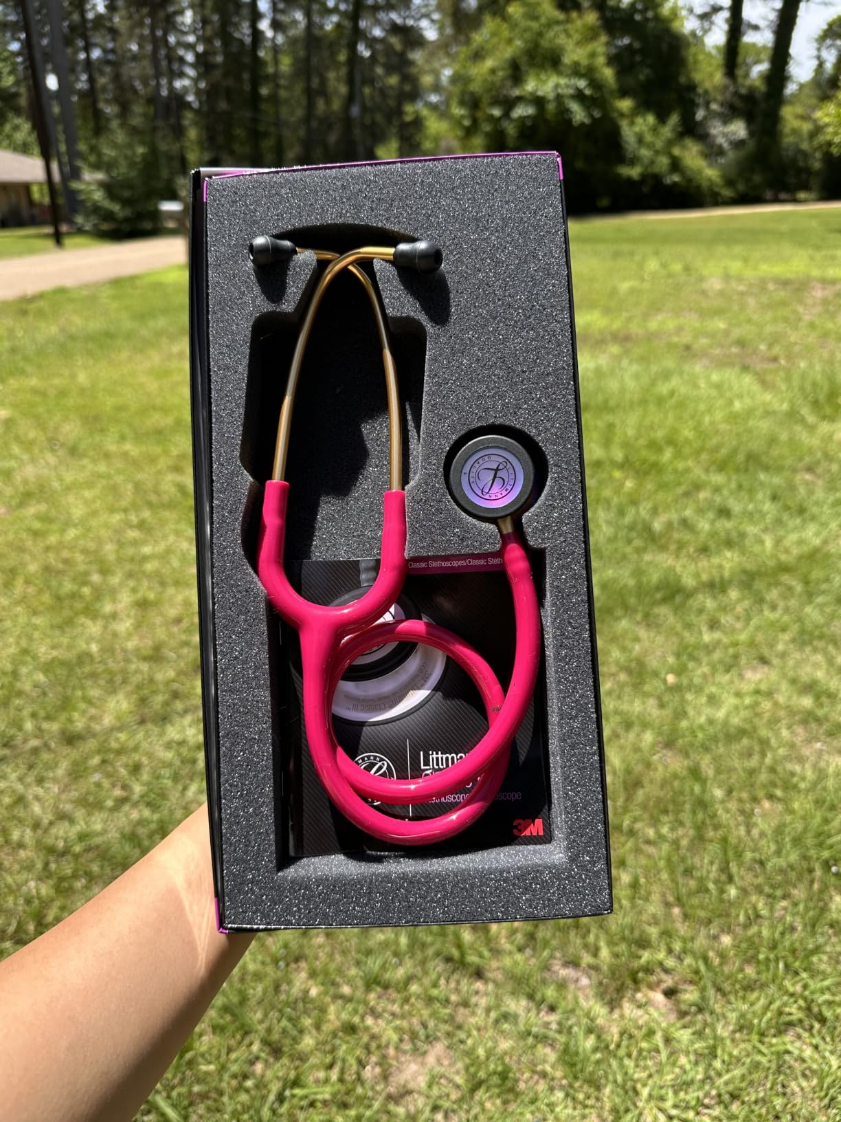 3M Littmann Classic III Monitoring Stethoscope, 5806, More Than 2X as Loud, Weighs Less, Stainless Steel Rainbow-Finish Chestpiece, 27