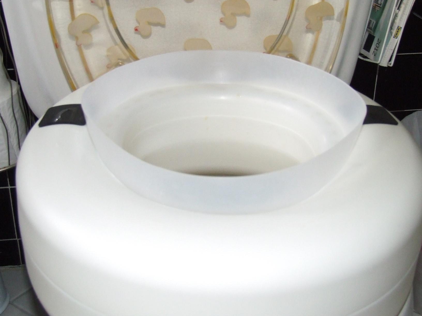 AquaSense 4-Inch Portable Toilet Seat Riser, Elevated Seat for Seniors customer photo 2