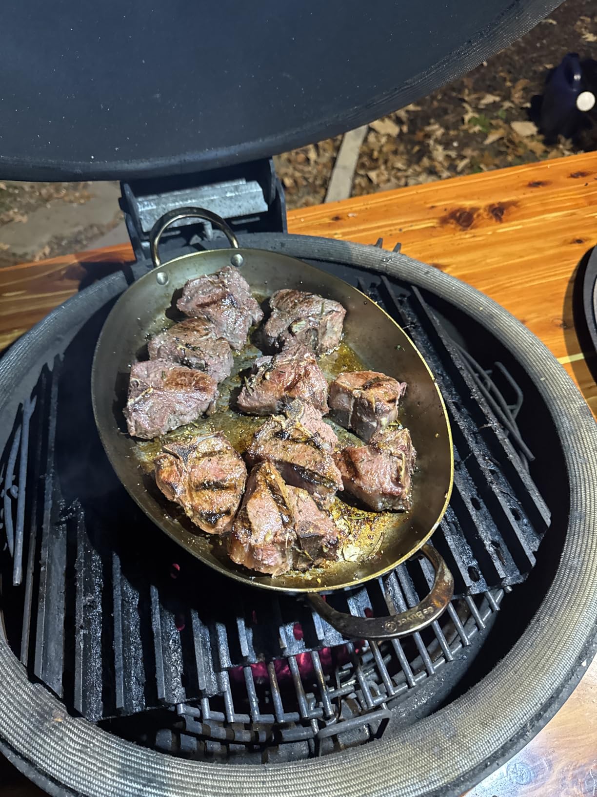 de Buyer MINERAL B Carbon Steel Oval Roasting Pan - 9.5” Diameter - Ideal for Roasting Meat, Seafood & Veggies - Naturally Non-Stick Finish - Made in France customer photo 1