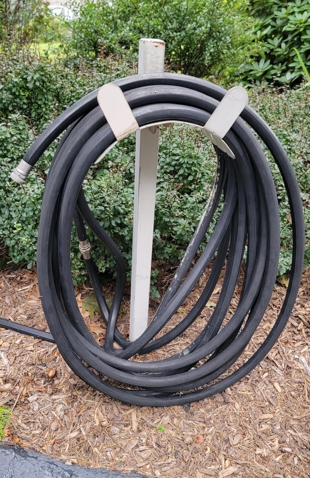 Briggs and Stratton 8BS50 50-Foot Premium Heavy-Duty Rubber Garden Hose customer photo 2