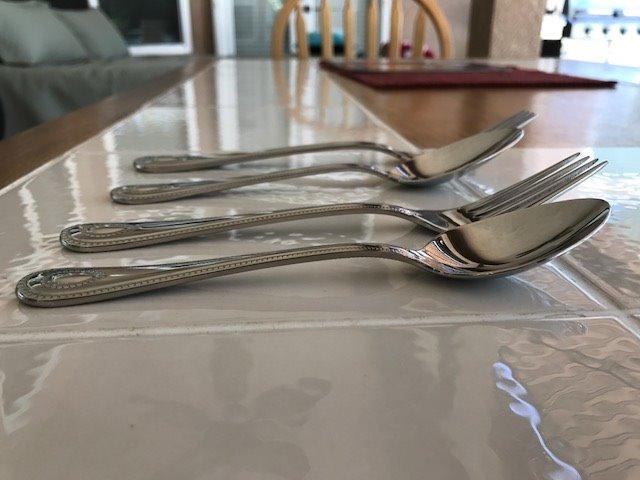 Lenox French Perle 65-Piece 18/10 Silverware Set for 12, Flatware customer photo 2