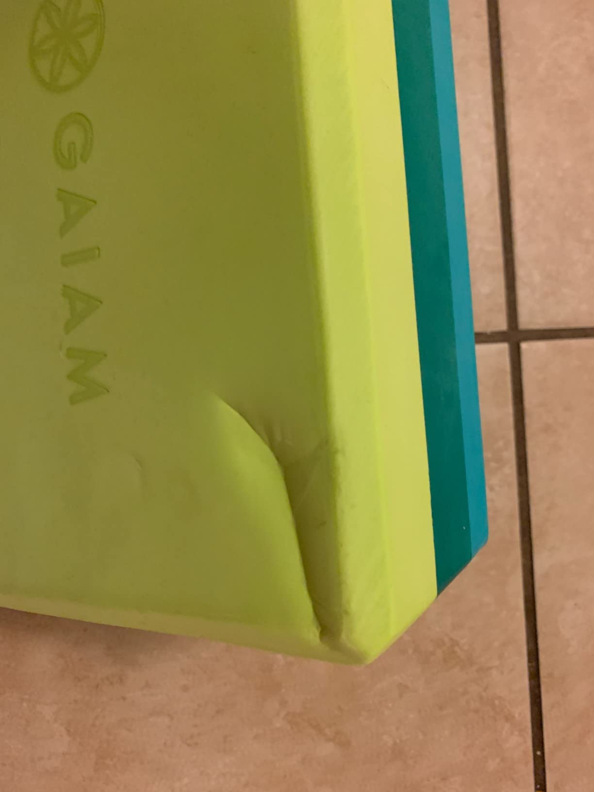 Gaiam Yoga Block - Supportive Latex-Free Eva Foam - Soft Non-Slip Surface with Beveled Edges for Yoga, Pilates, Meditation customer photo 2