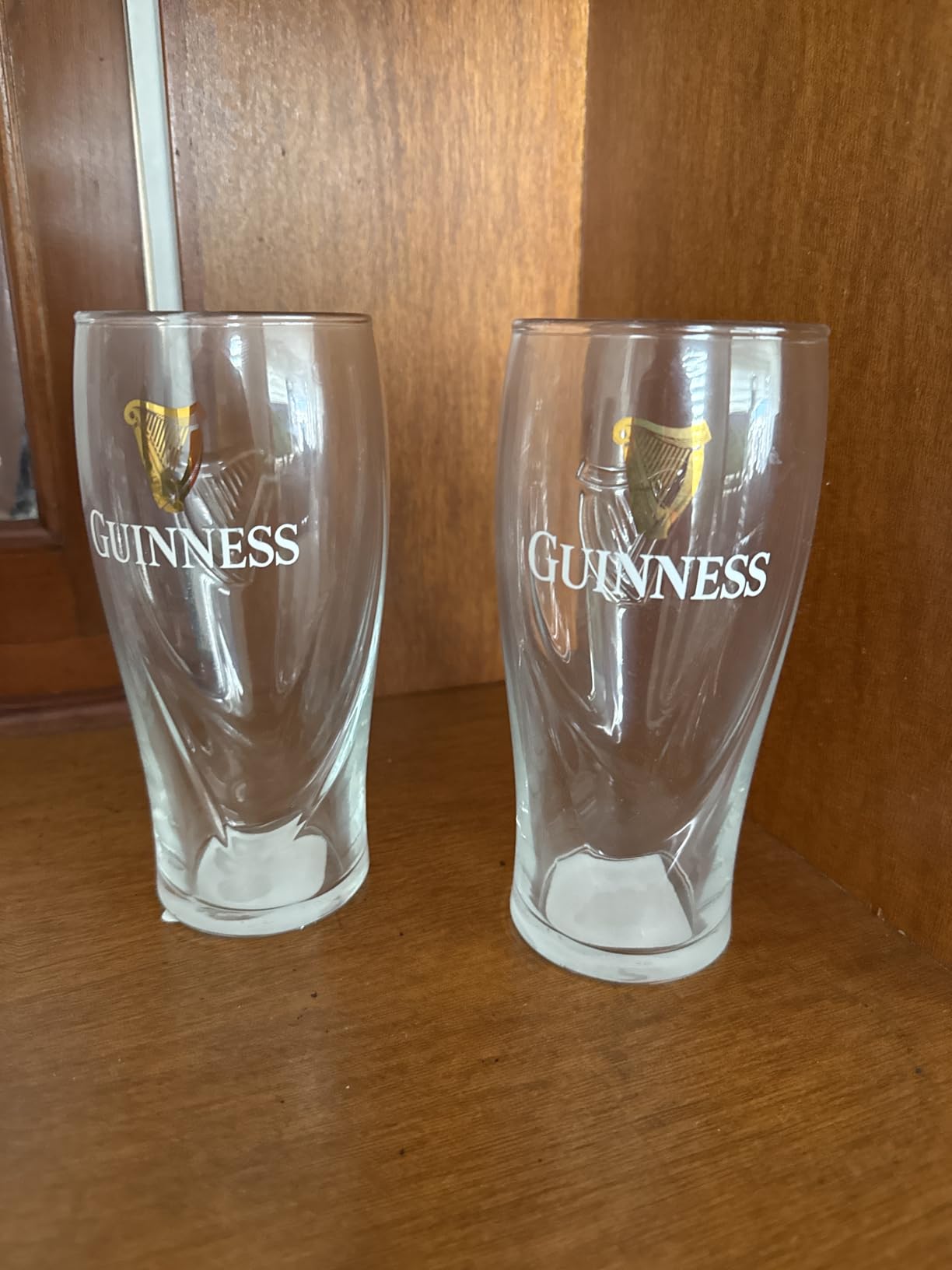 Guinness 20oz Beer Glasses Twin Pack | Certified Official Merchandise | Ideal gift for Beer Lovers customer photo 2