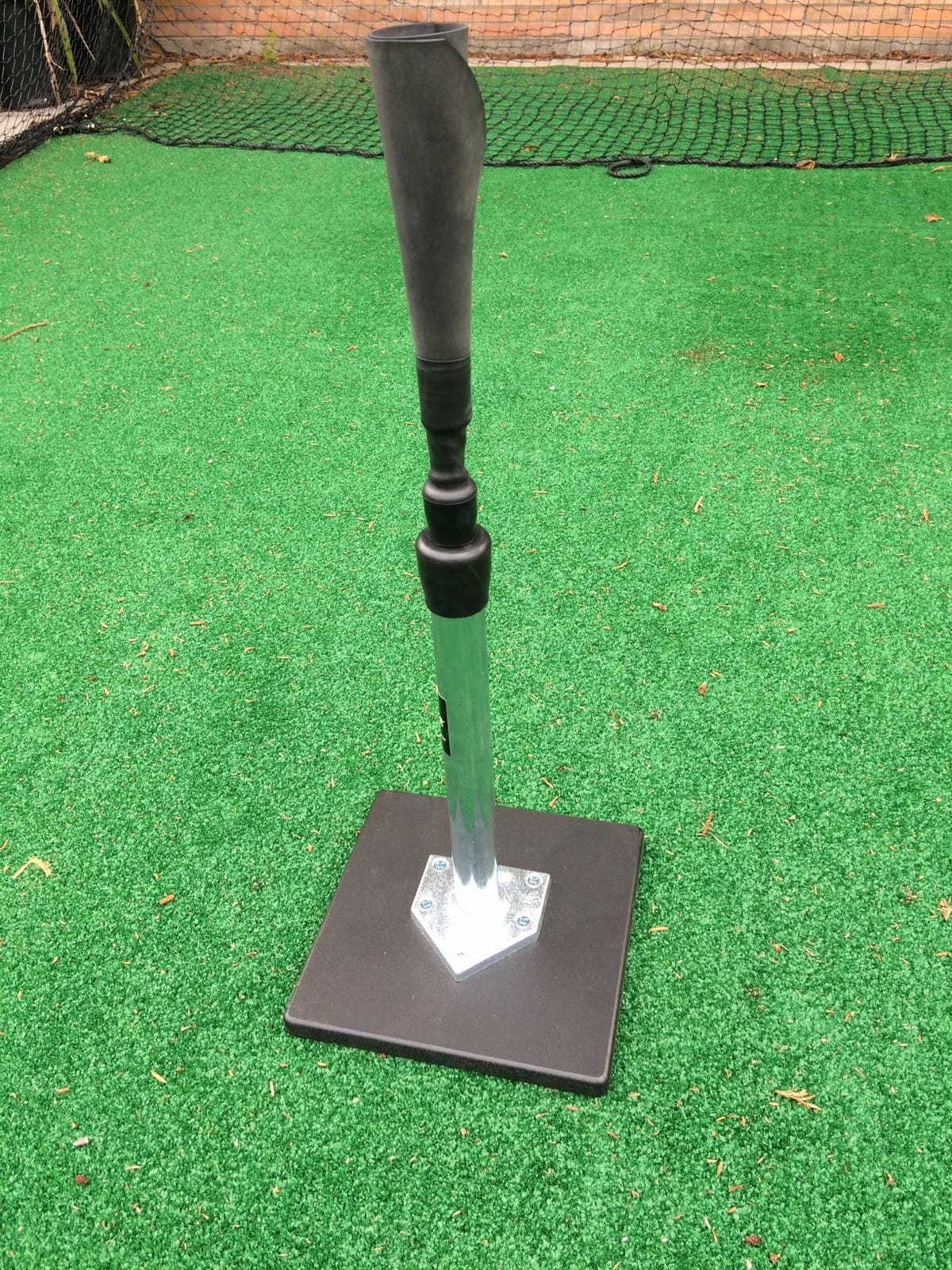 Tanner Tee The Original Batting Tee – Adjustable Pro Hitting Tee for Baseball & Softball, Steel Shaft, Composite Base, Hand-Rolled Rubber Top, 26