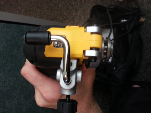 DEWALT Oscillating Tool, 3-Amp, Corded, Includes Wood Blades, Sandpaper and Tool Bag (DWE315K) customer photo 2