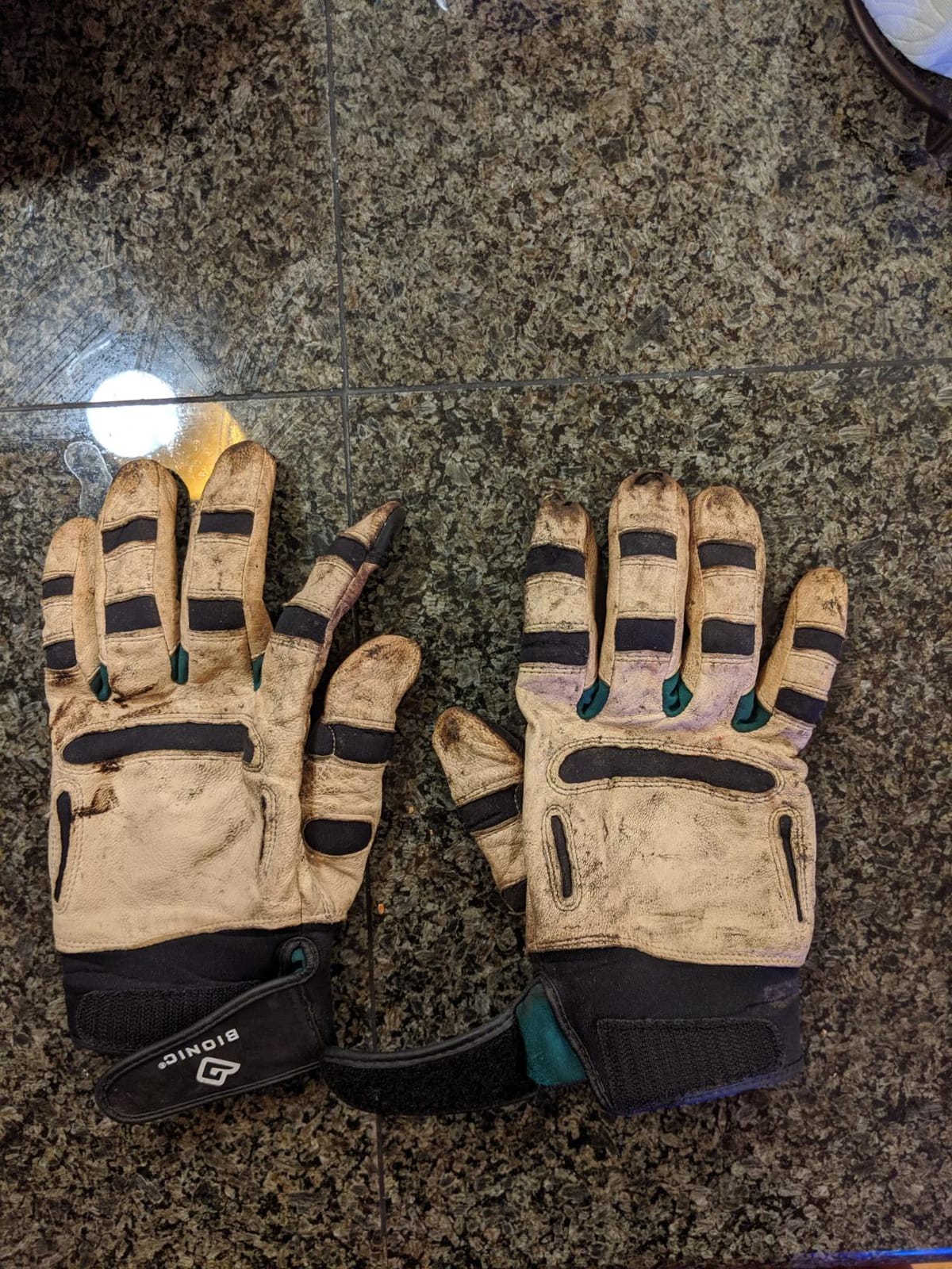Bionic ReliefGrip Premium Leather Gardening Gloves customer photo 1
