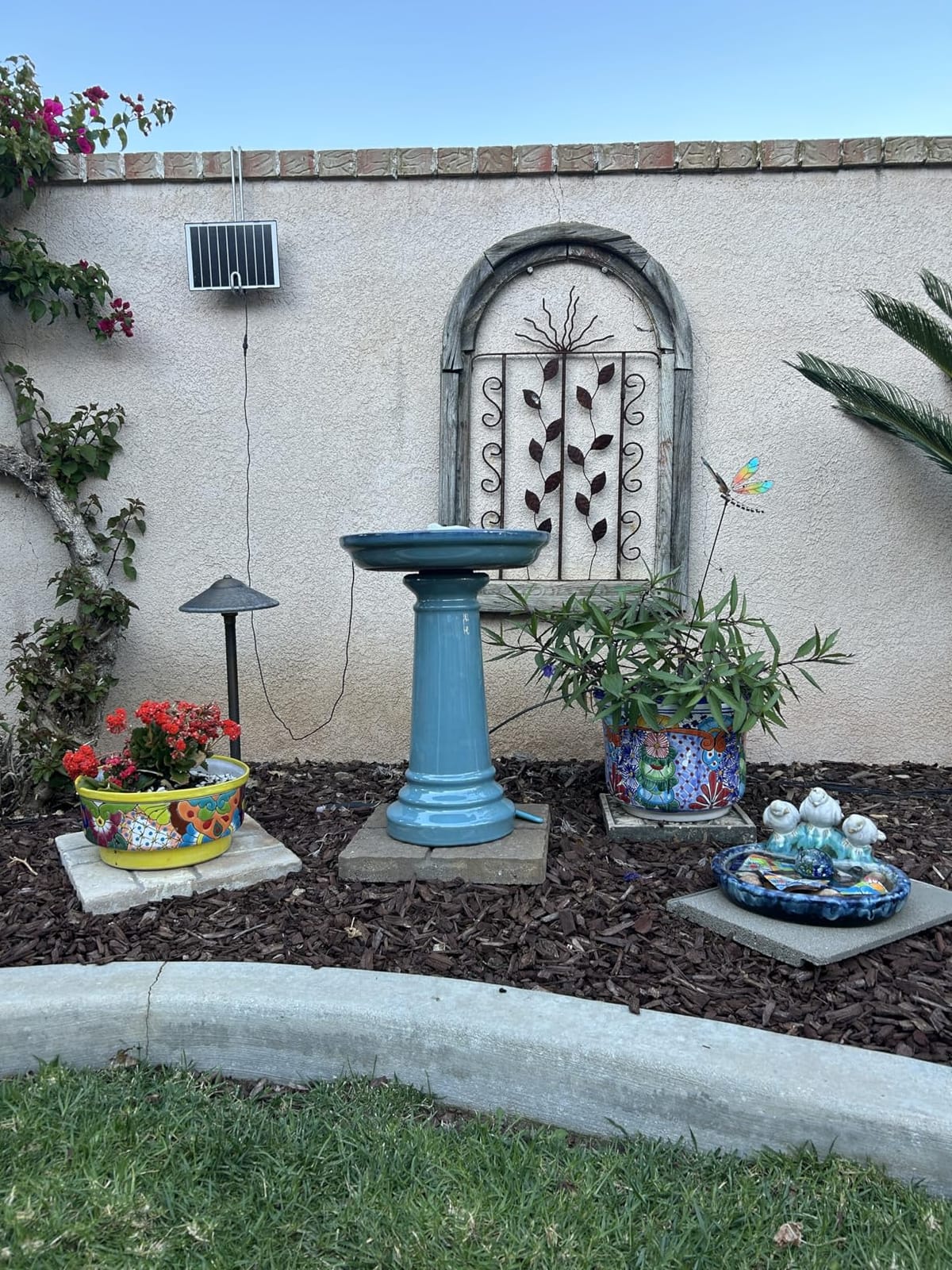GP0110ES Harbor Gardens Bird Bath, 24 Inch, Light Blue customer photo 2