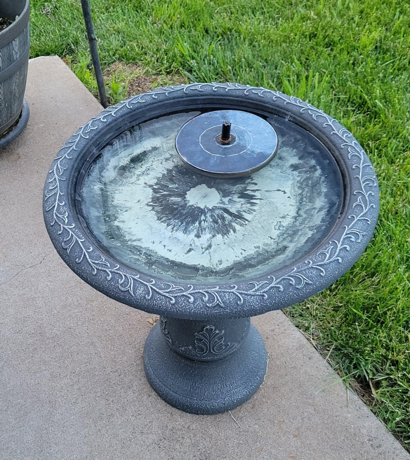 Arcadia Garden Products BB05 Fiberclay Bird Bath Outdoor Garden Decor, Antique Vintage Weather Resistant Water Bowl for Backyard and Patio and, 20-inch Tall, Black customer photo 2