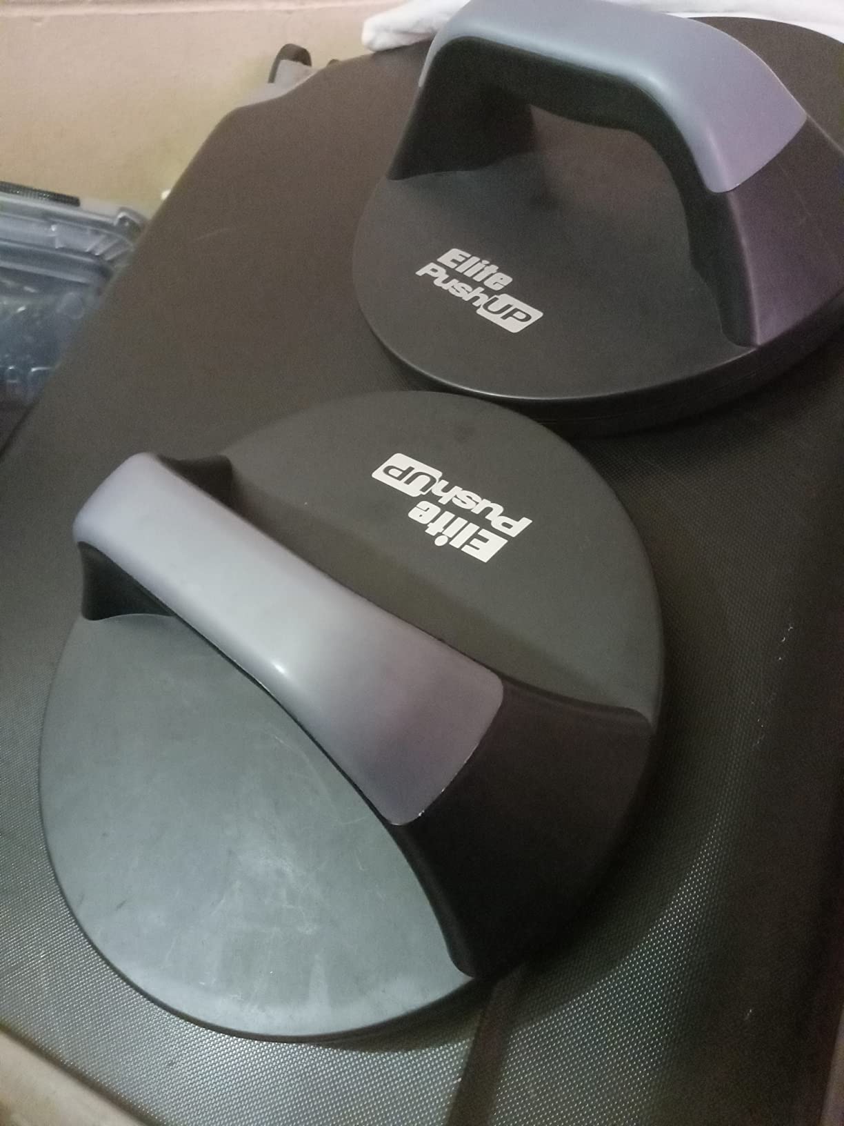 Elite Sportz Push Up Bars - You Will Feel Less Wrist Pain Than When Doing Normal Pushups. Very Sturdy and Won’t Slide Around customer photo 2