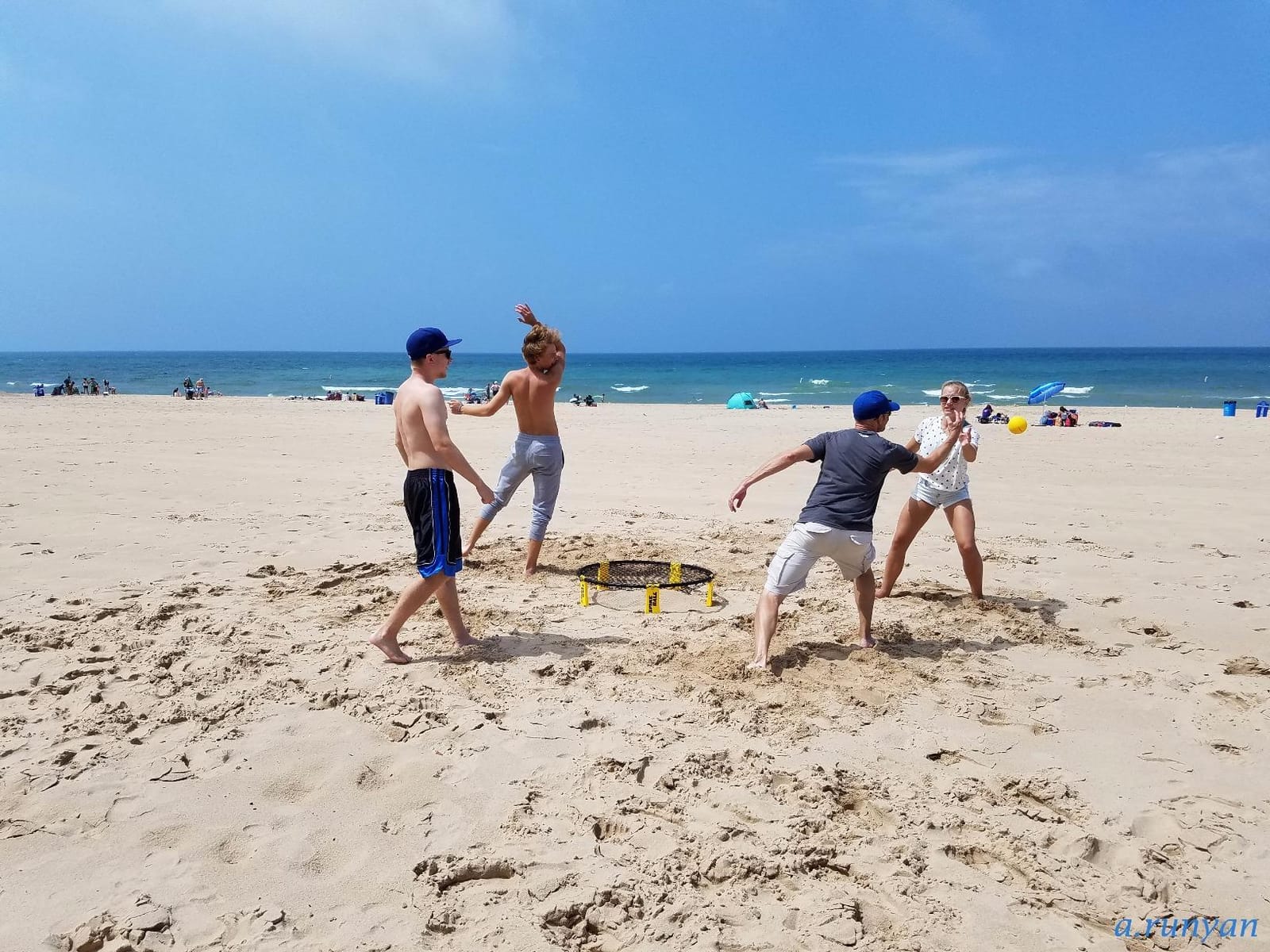 Spikeball The Original Kit 1-Ball Game Set, Outdoor, Yard, & Camping Games customer photo 2