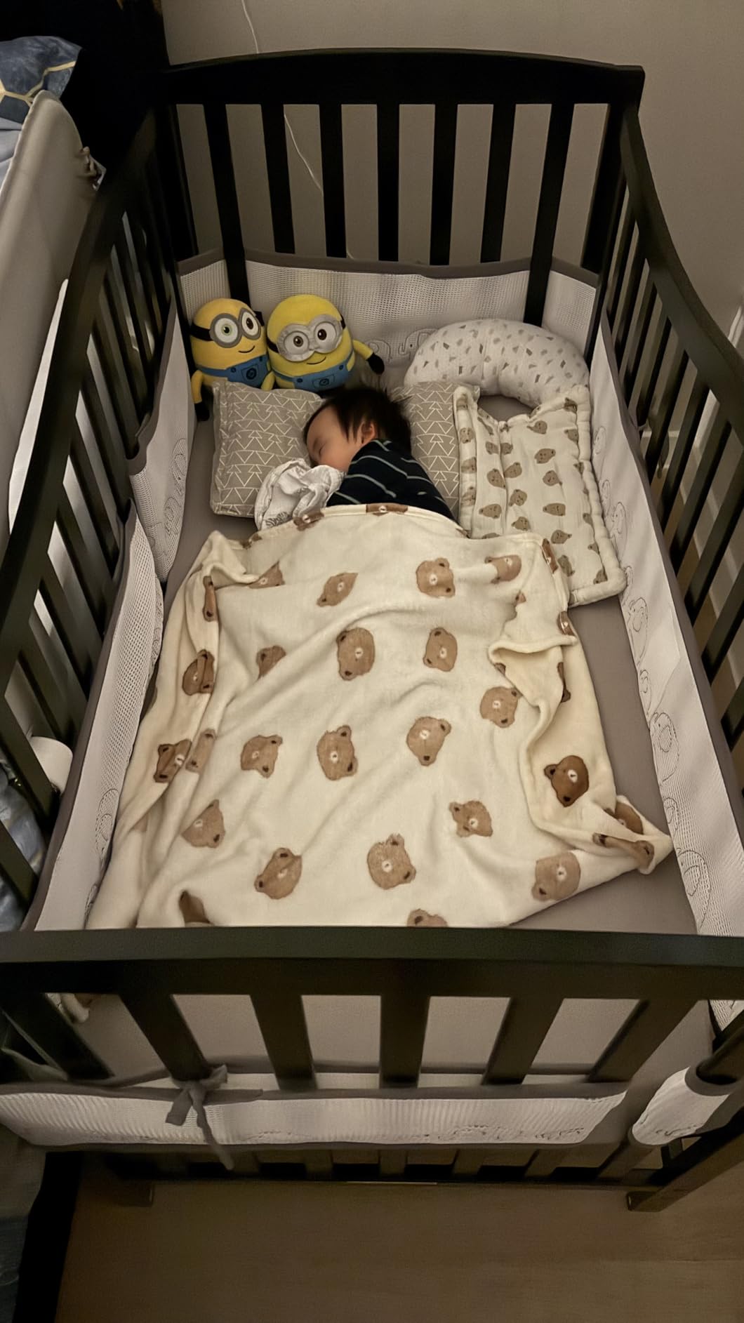 Dream On Me Chelsea 5-in-1 Convertible Full Size Baby Crib, GREENGUARD Gold customer photo 2