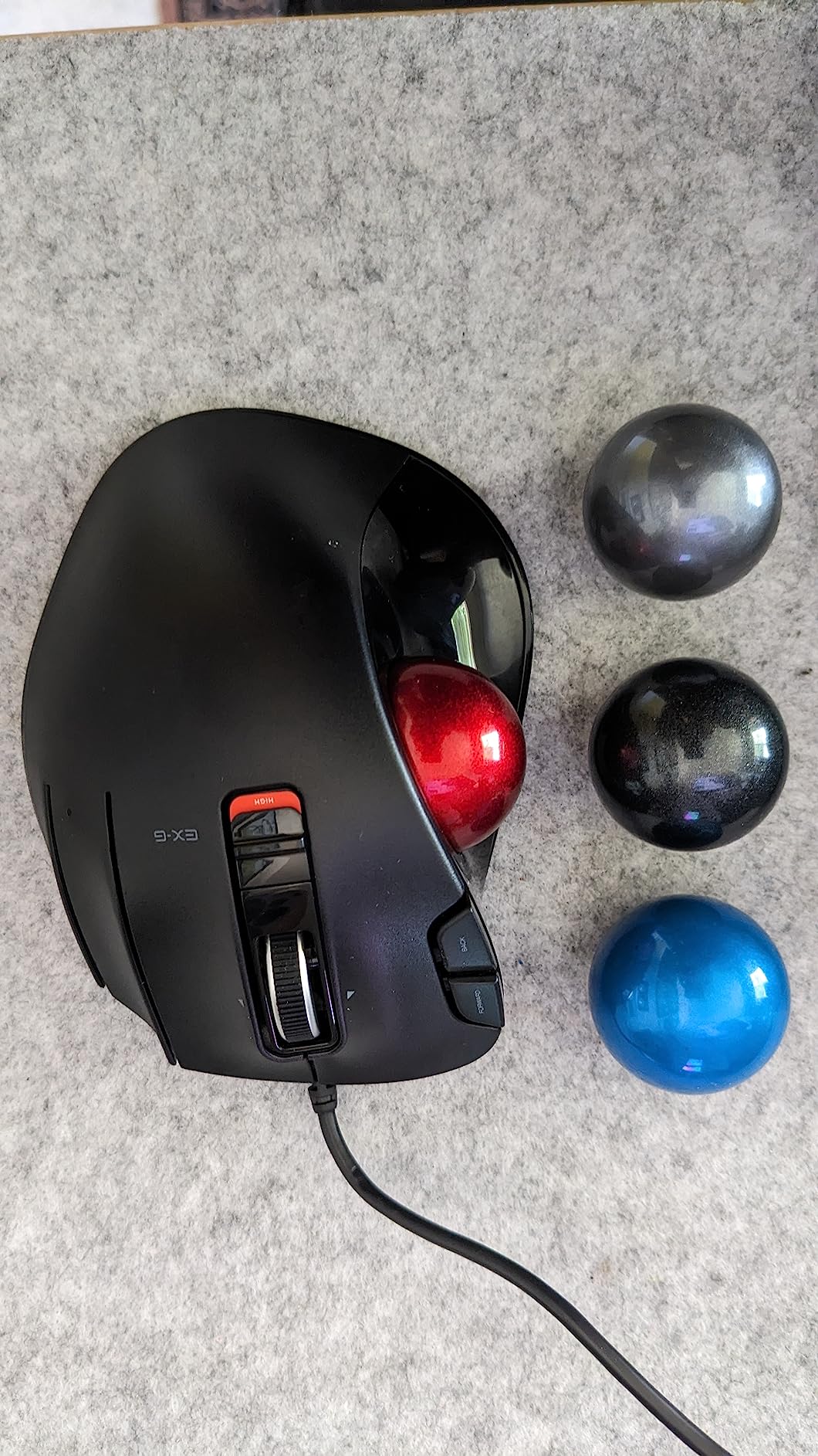 ELECOM EX-G Wired Trackball Mouse, Ergonomic, Thumb Control, Smooth Tracking Roller Ball, 6 Programmable Buttons, Tilt Scroll Computer Mice for PC Mac customer photo 2