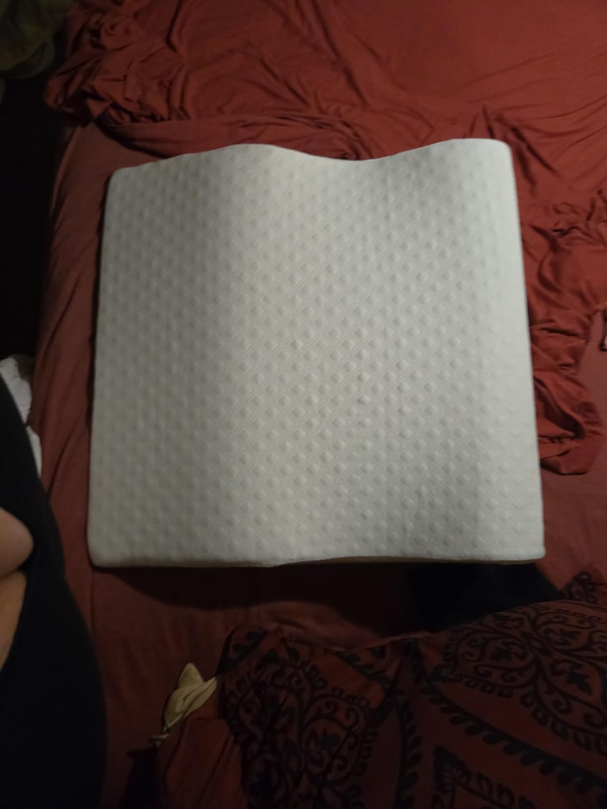 Aeris Wedge Pillow for Sleeping, Acid Reflux, and Snoring - Memory Foam Bed Wedge, 19-Degree Incline - Post-Surgery Recovery, Reading, Leg Elevation - Machine-Washable Cover customer photo 2